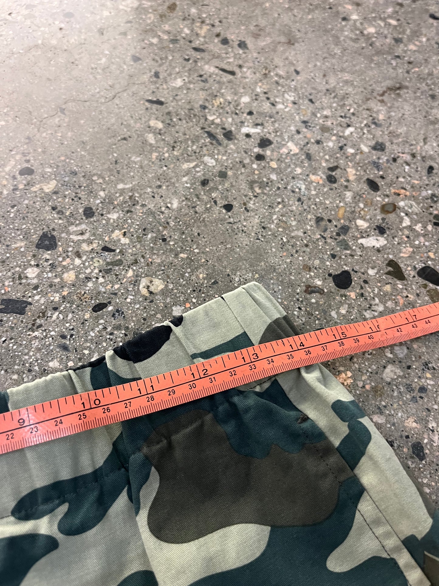 28W - Stussy Camo Skirt