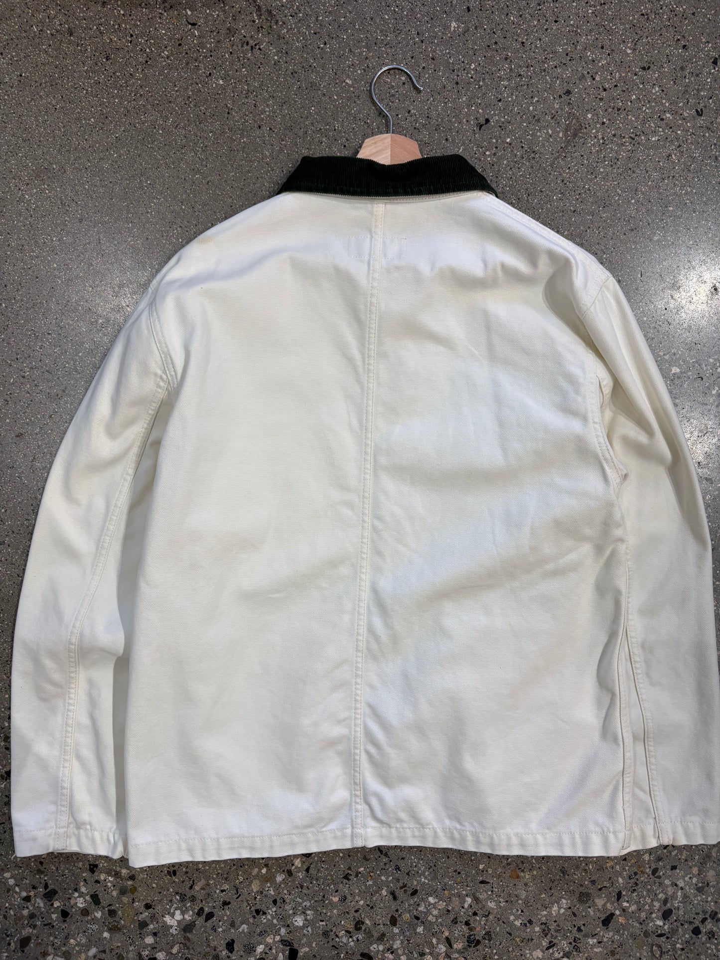 (M) Stussy White Chore