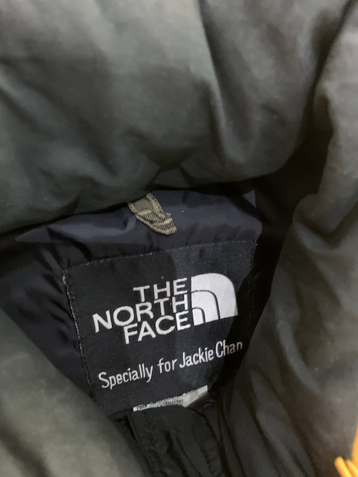 (M) 1990s Boot TNF Vest Jackie Chan