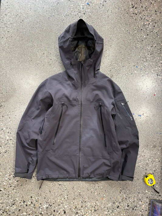 (XL) Older Arc’teryx Beta SL Goretex ( as is )