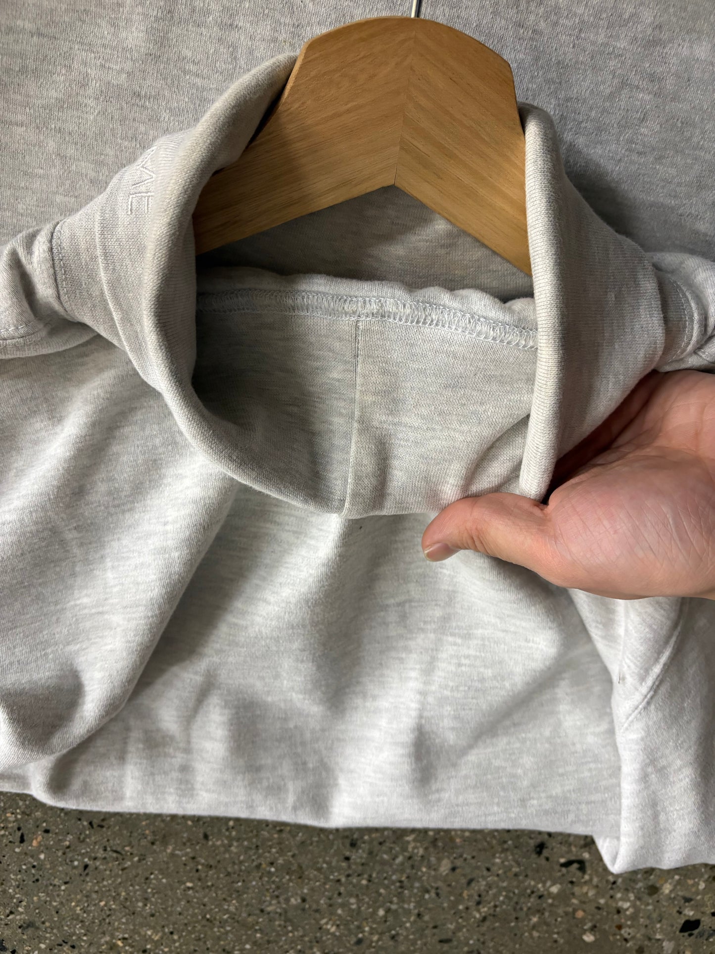 (M) Supreme Turtleneck ( AS IS )