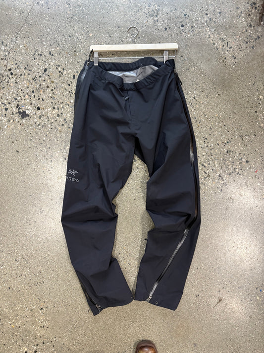 (Mens M) Arcteryx Beta Goretex Pants