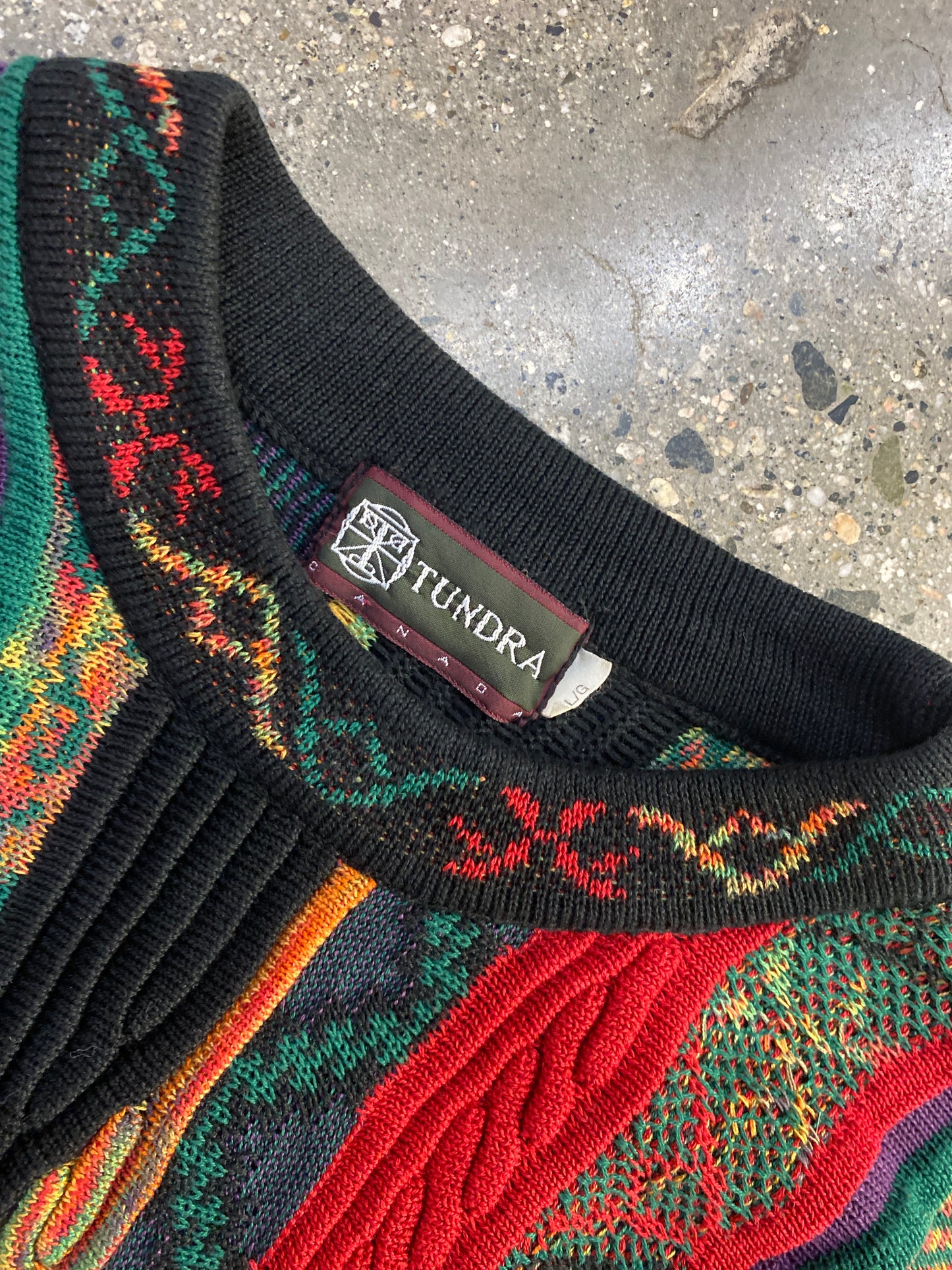 (M/L) 90s Tundra Coogi Style 3D Knit Holiday Colors