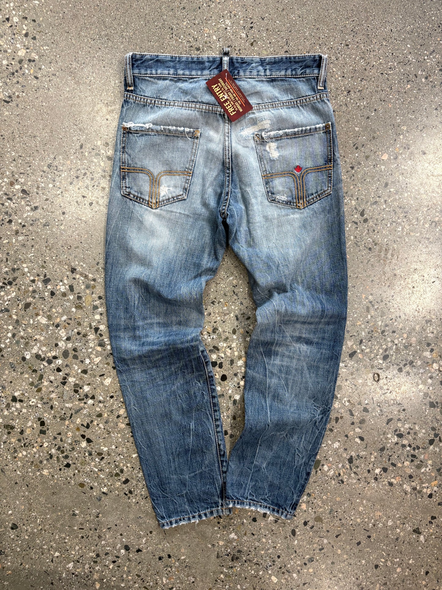 30” dsquared jeans