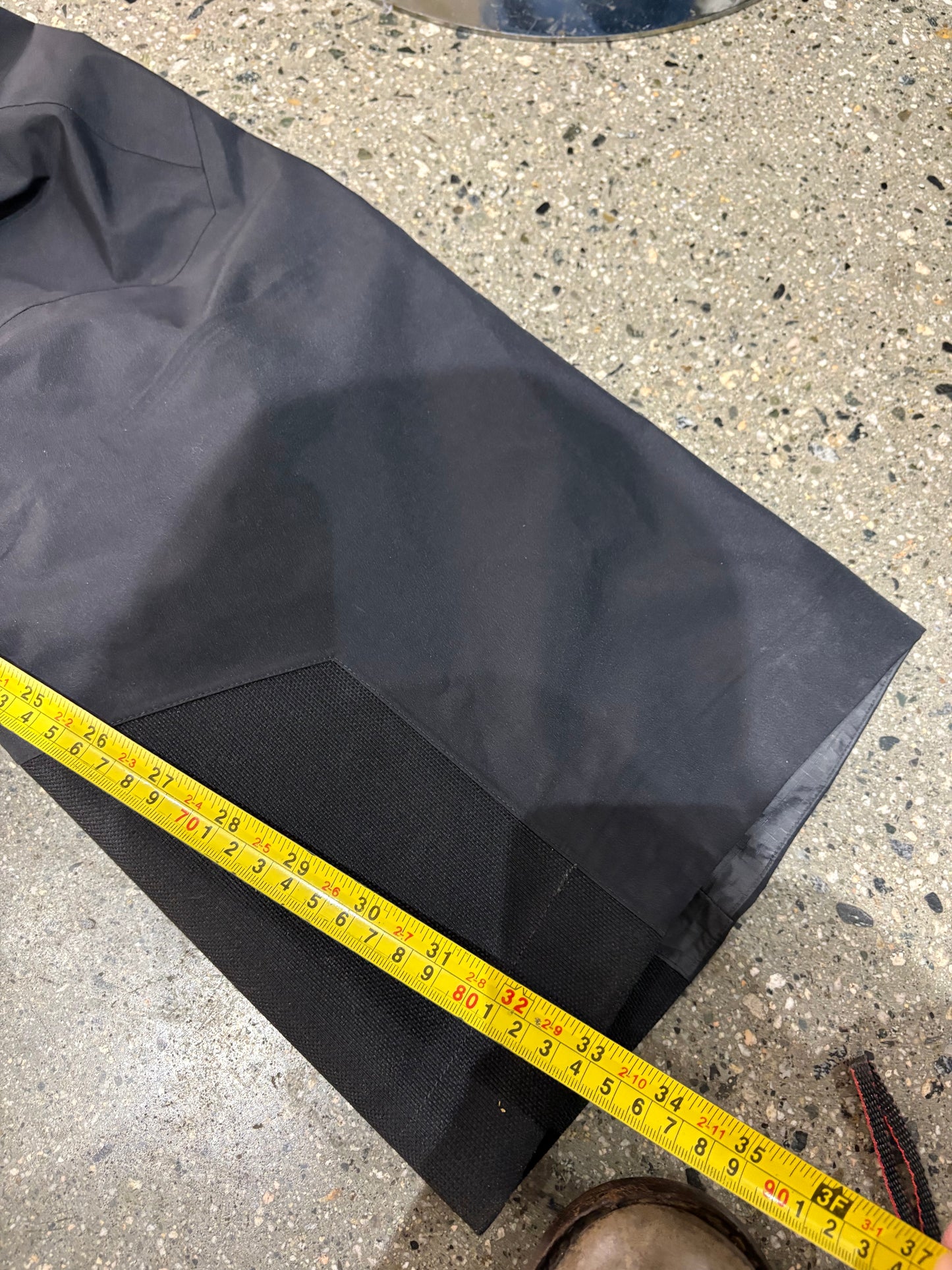 (M) Arcteryx Sabre Bib Goretex