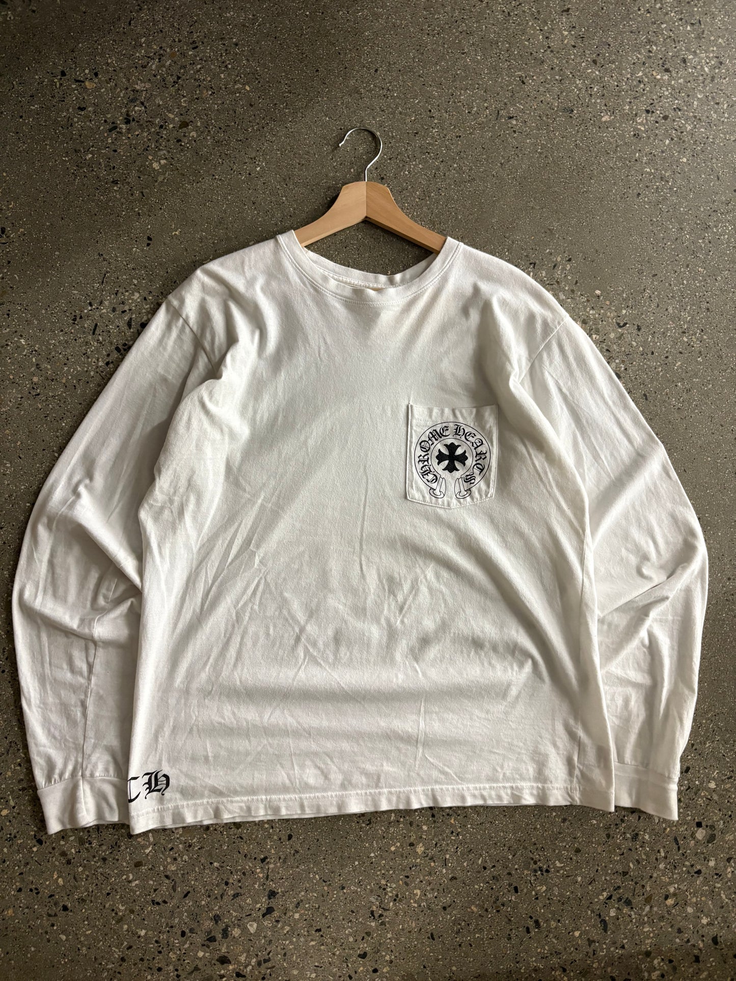 (L) 2000s Chrome Hearts LS White