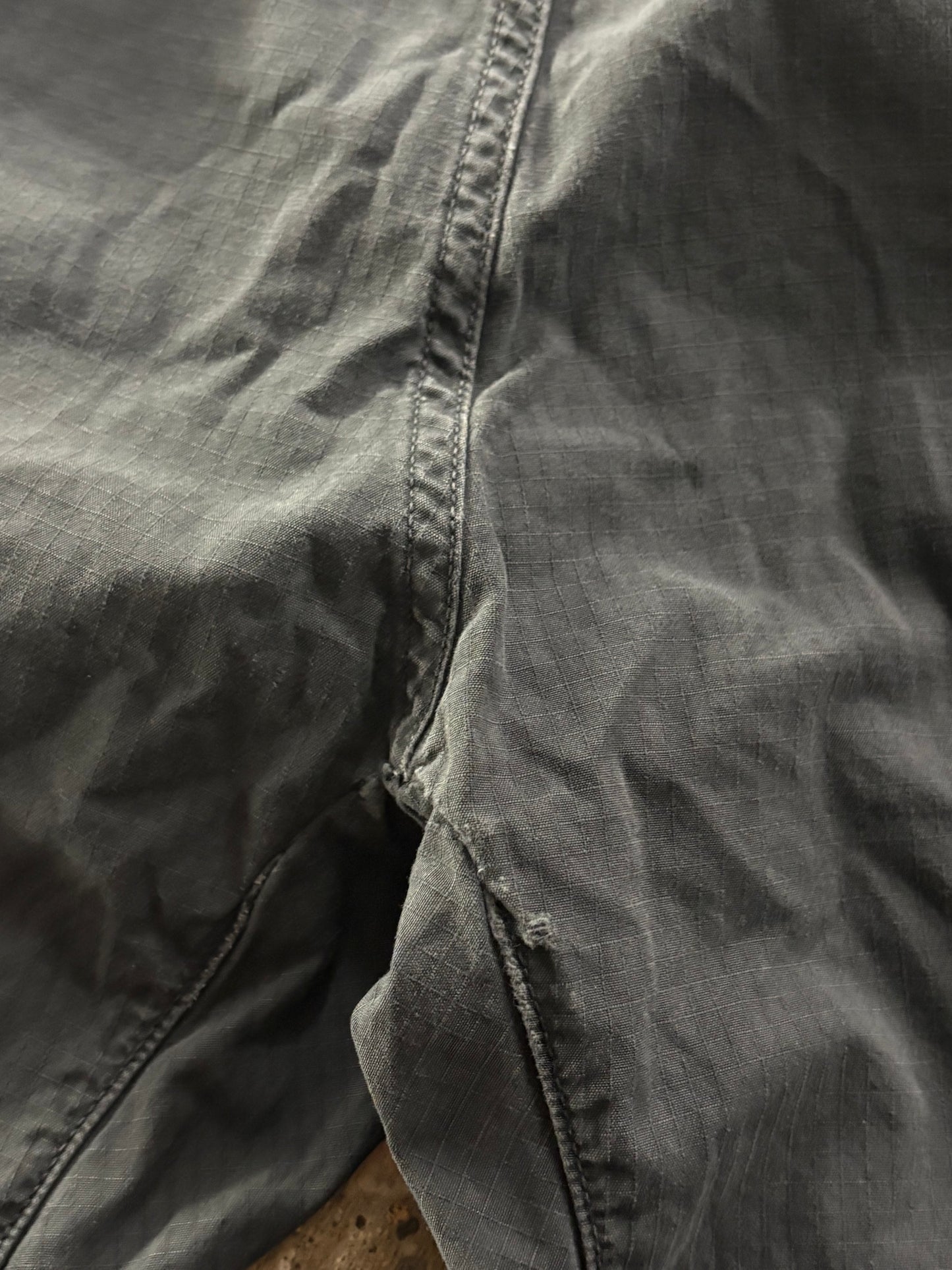 (32x30”) Stone Island stone washed cargos