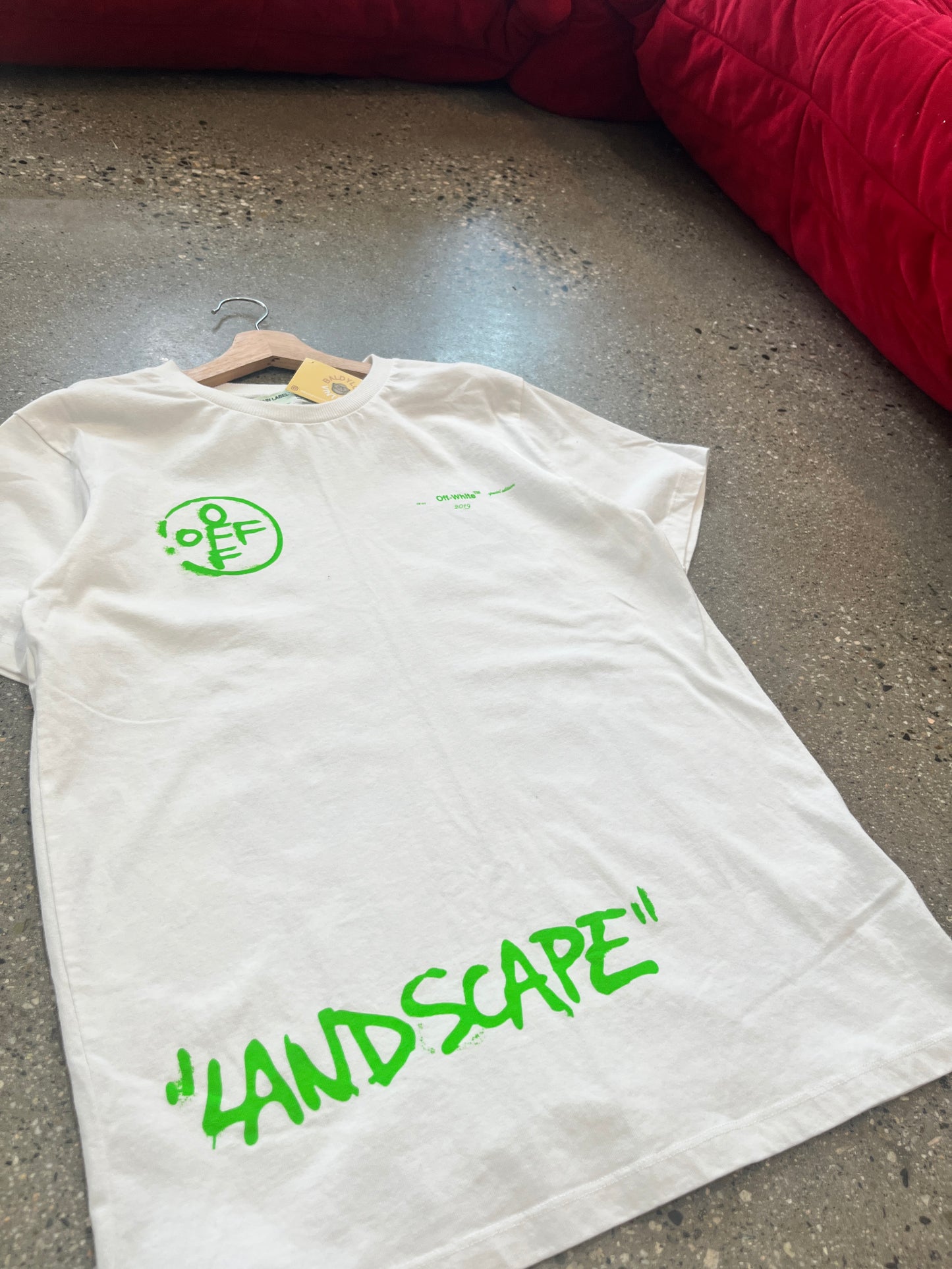 (L/XL) Offwhite Landscape Tee Doublesided
