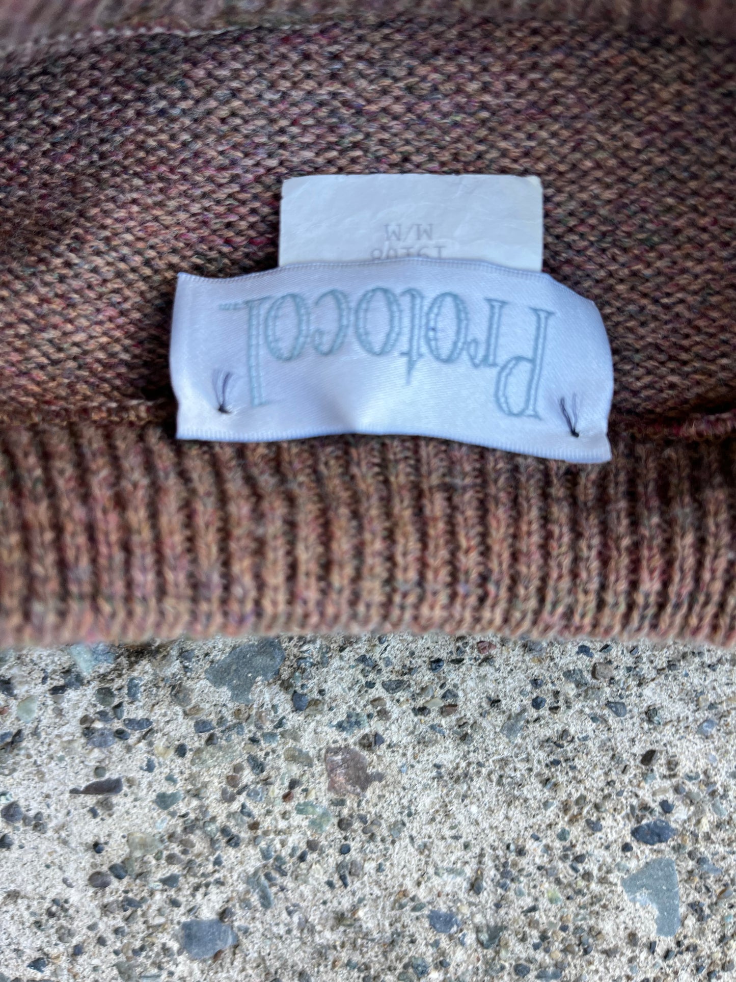 (M) Vintage Wool Textured Geese Knit