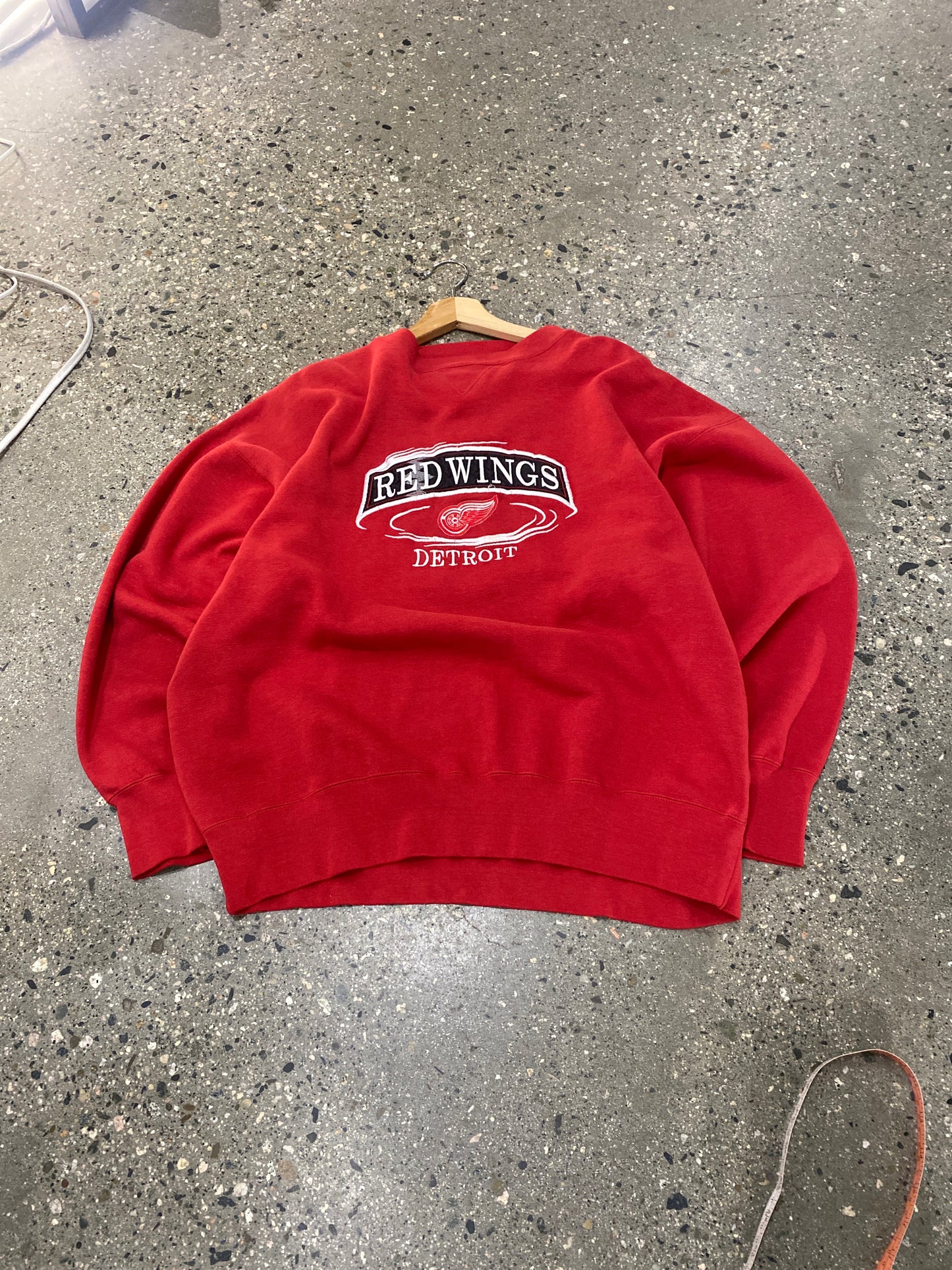 (L/XL) 90s Detroit Redwings Crewneck