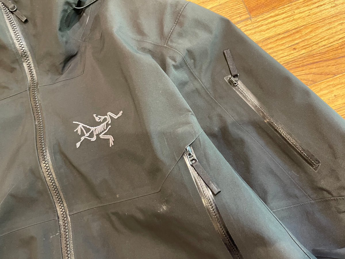 (Men’s M) Arcteryx Sabre Jacket Goretex
