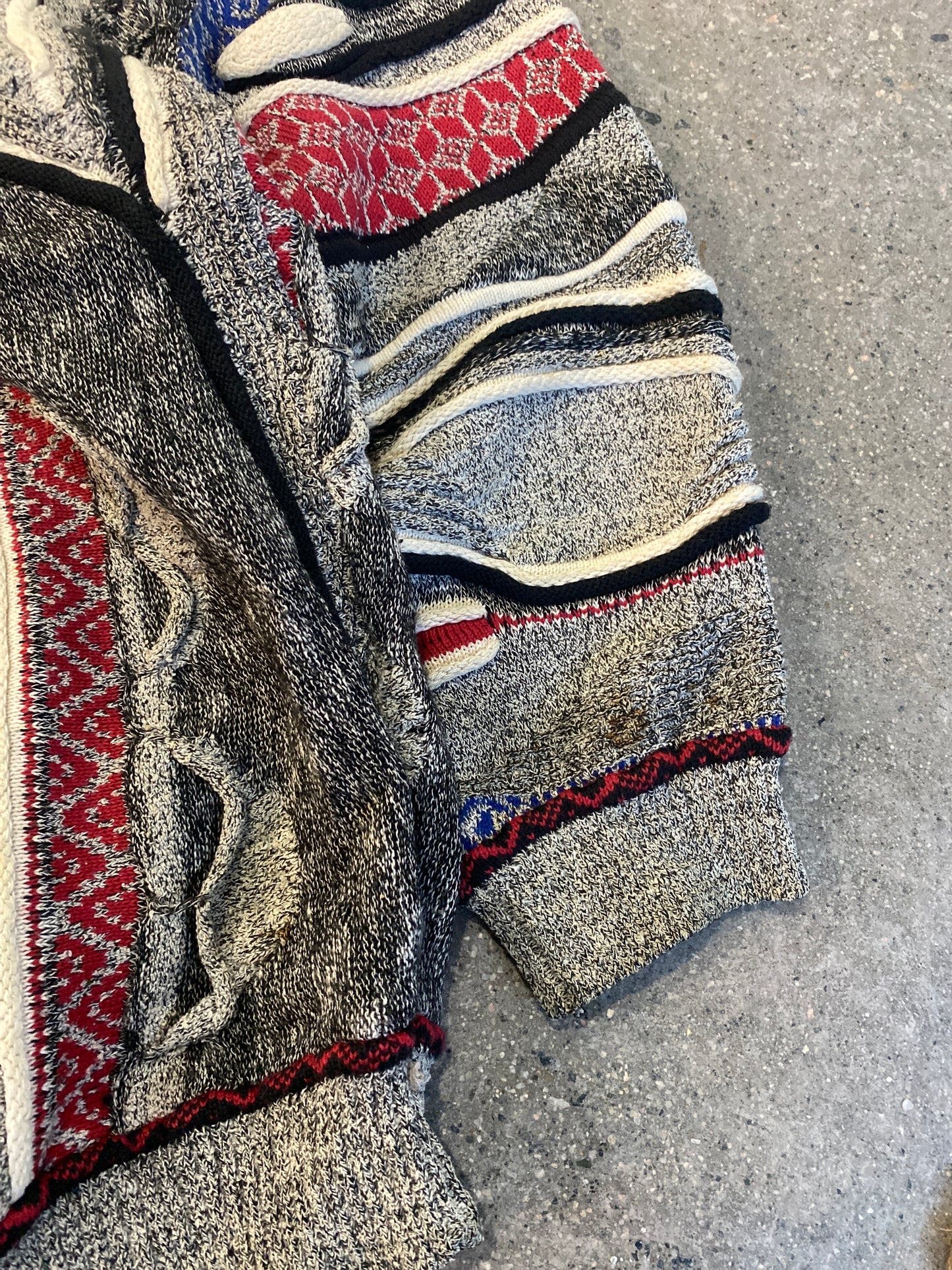 (M/L) Tosani Artistic 3D Coogi Style Knit
