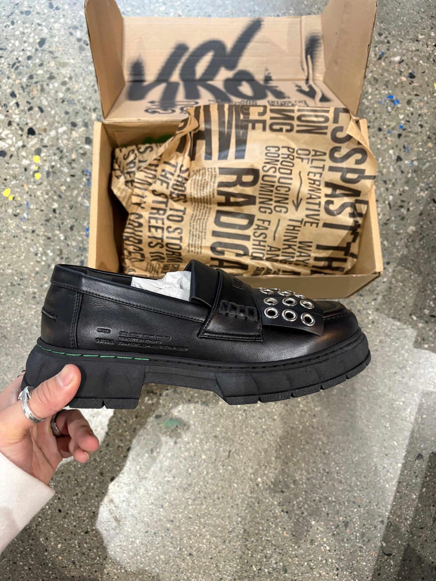 (EU49) Virón Progress II Derby *retail $400