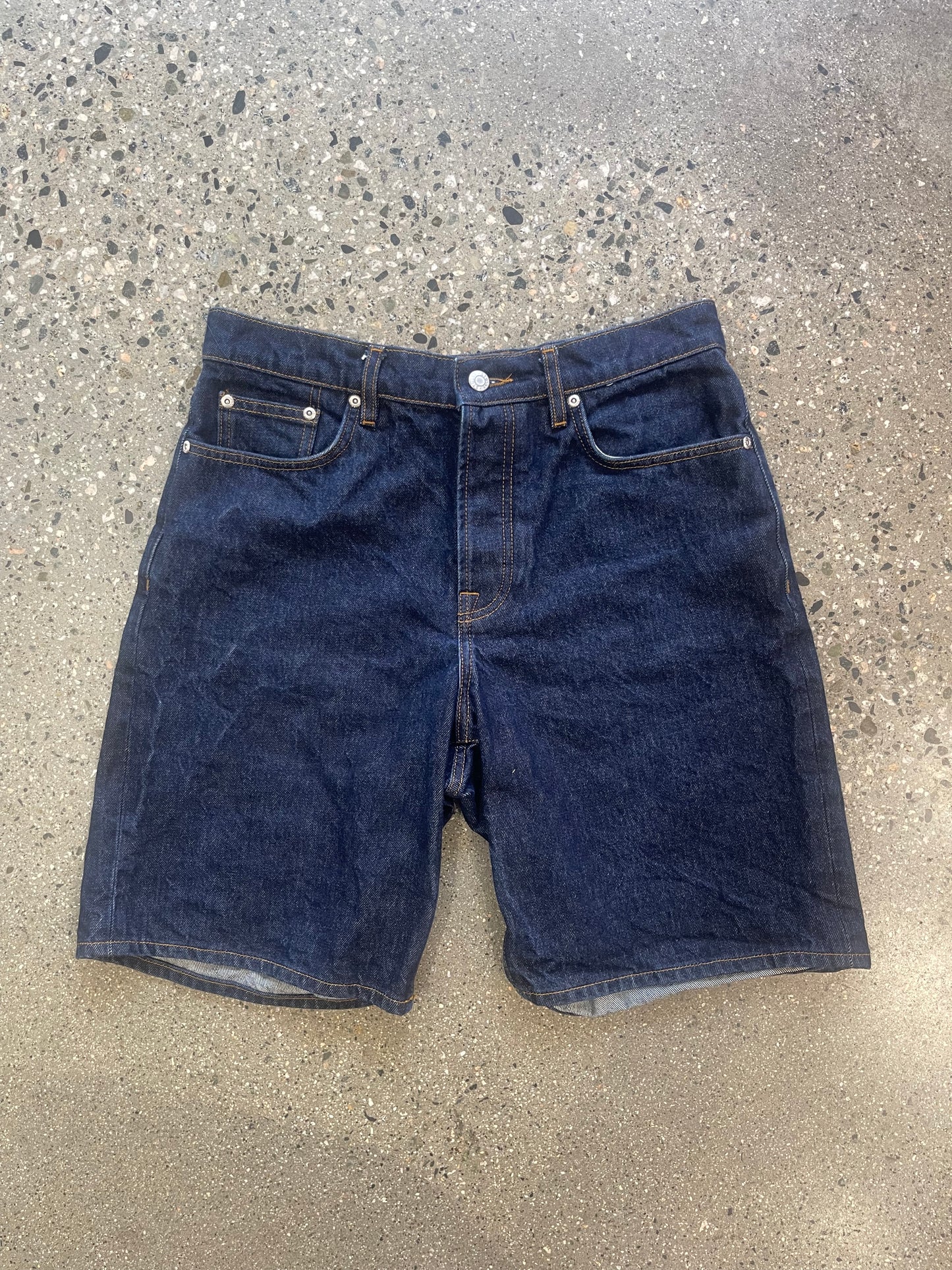30” Stussy Dark Wash Jort