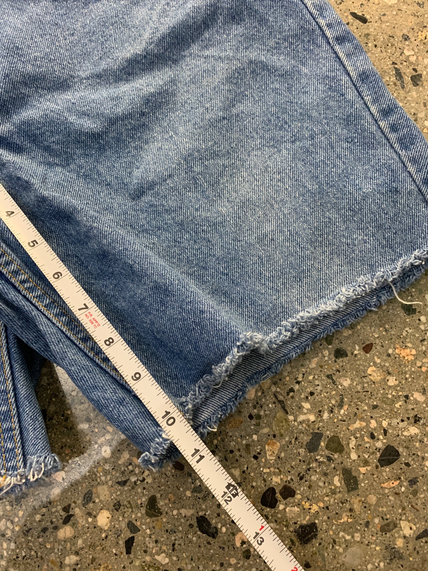 s94 - 36w Levi’s Orange Tabs Cutoffs