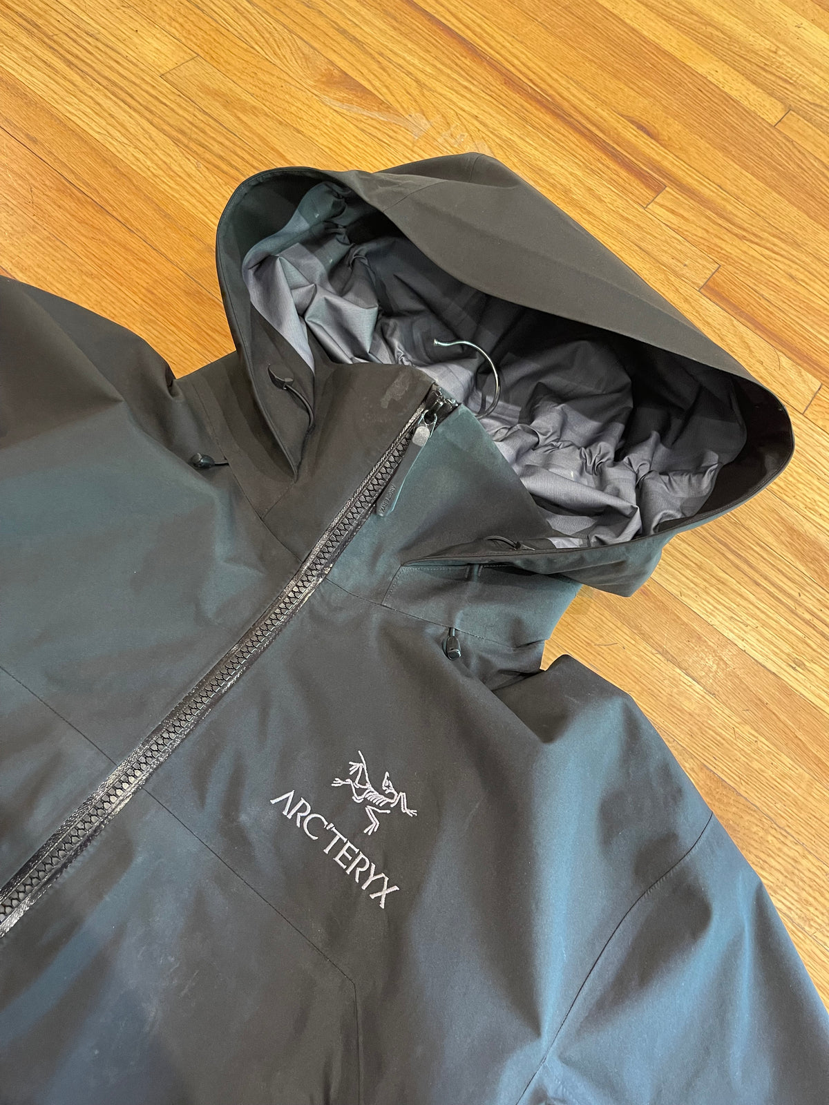 (Men’s S) Black Arc’teryx Beta AR