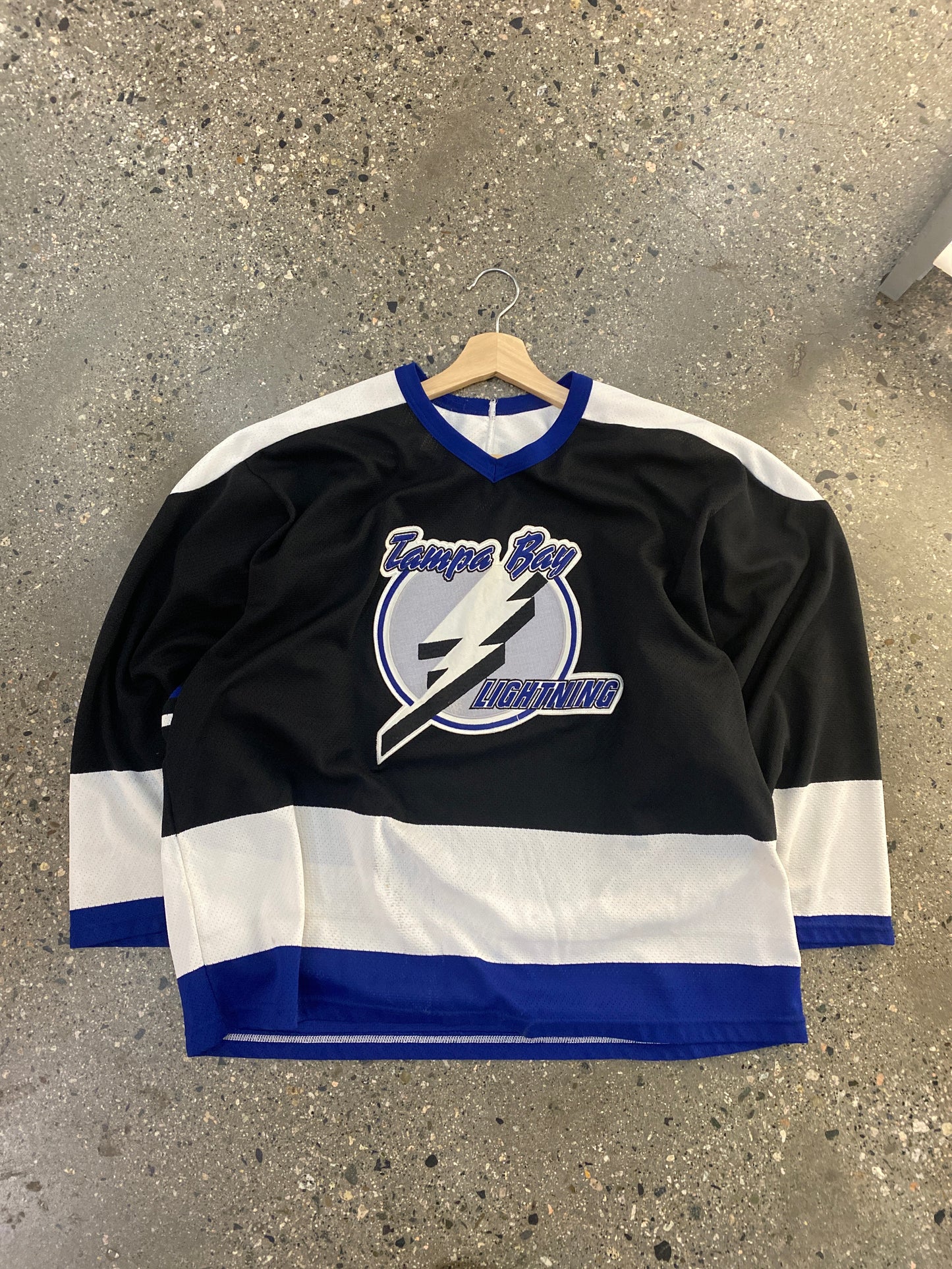 (L/XL) Vintage Tampa Bay Lightning NHL Jersey