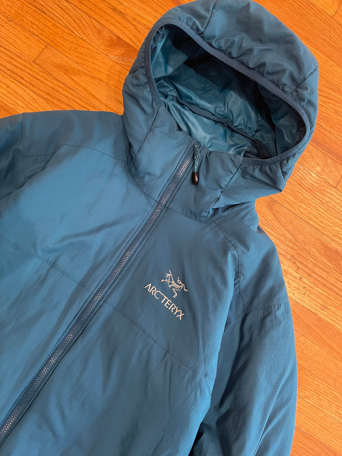 (Men’s L) Arc’teryx Atom AR Hoody Blue