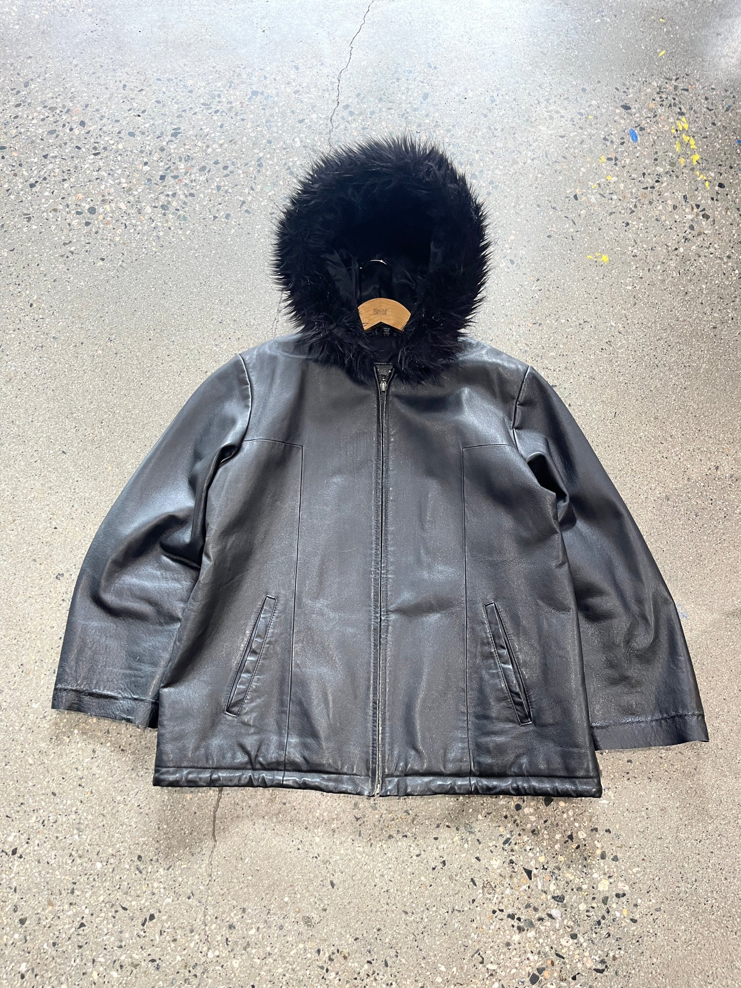 (L) Cherokee Leather with Fur Trim