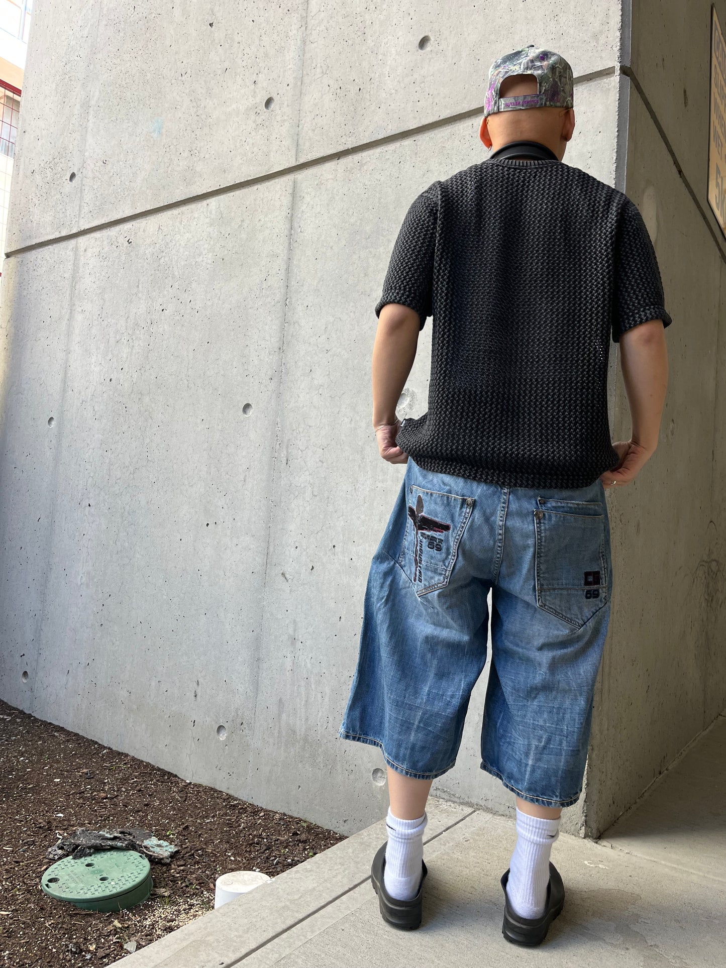 (36”) Y2K Coogi Baggy Jorts