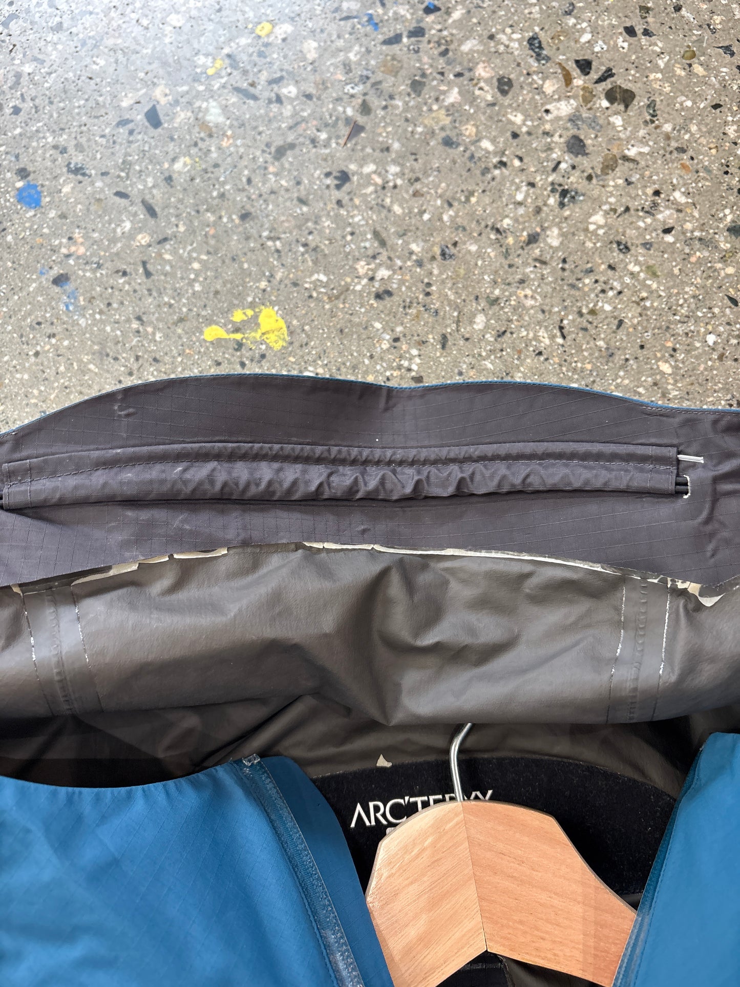 (M) Arcteryx Beta SL Goretex Jacket
