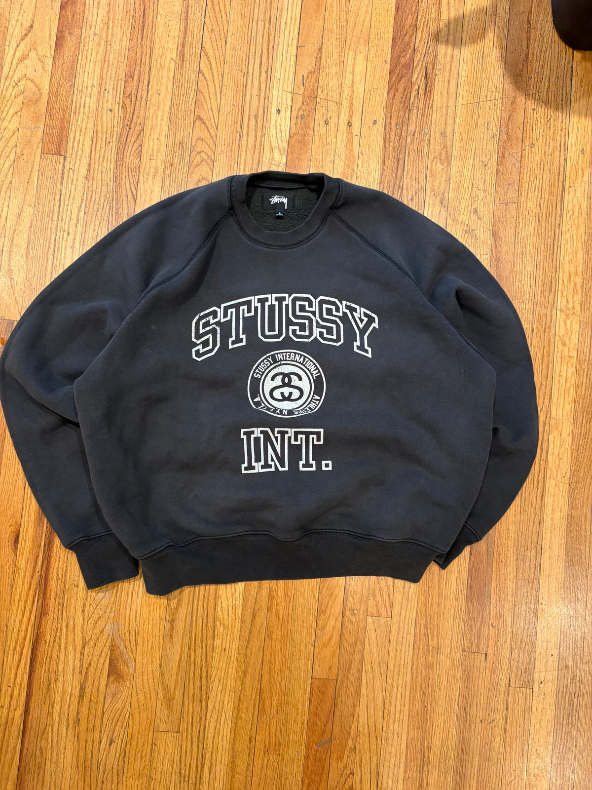 (L) Stüssy Collegiate Heavyweight Crewneck