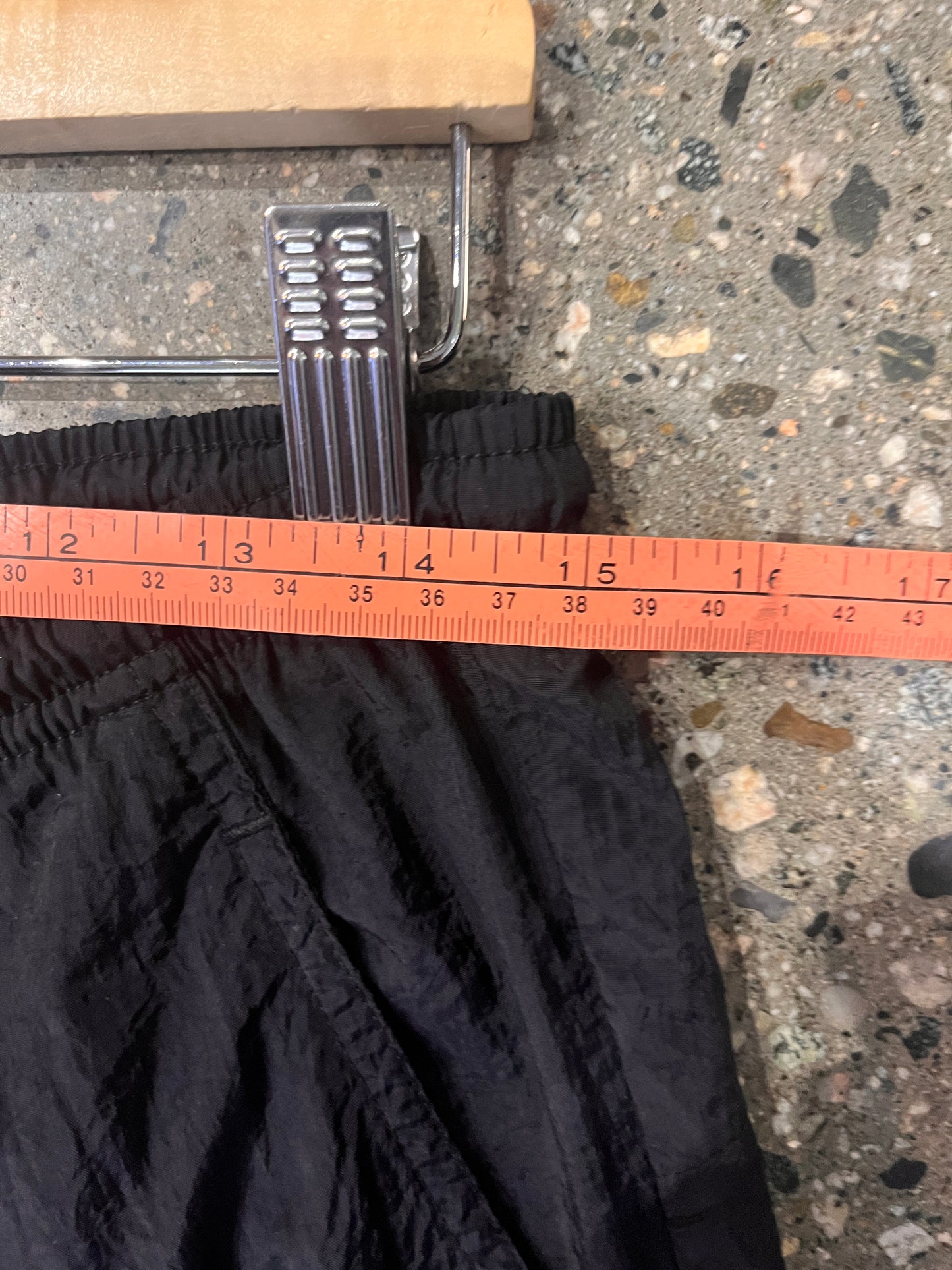 (M) 90s nike black nylons