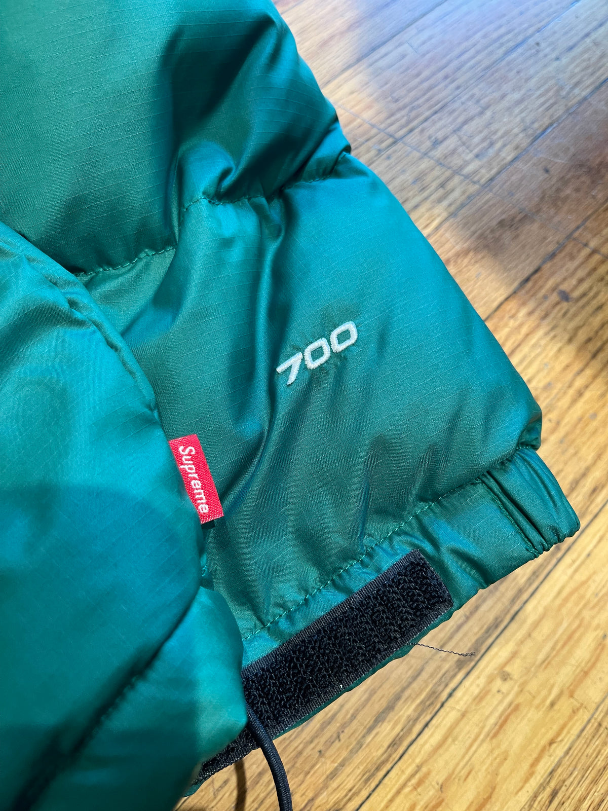 (Men’s M) The North Face x Supreme Nuptse