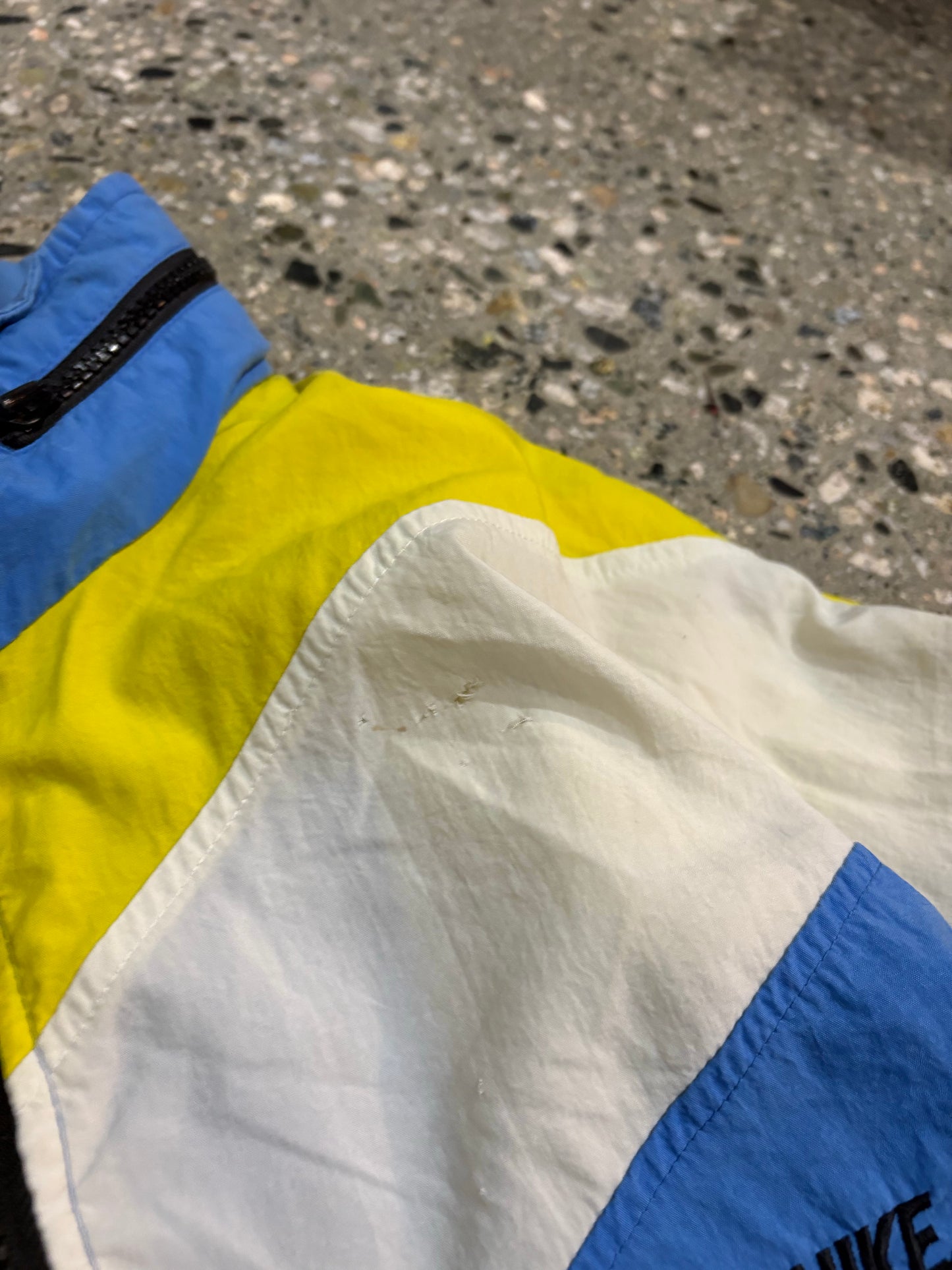 (XL) Early 90s Colorblocking Nike Windbreaker