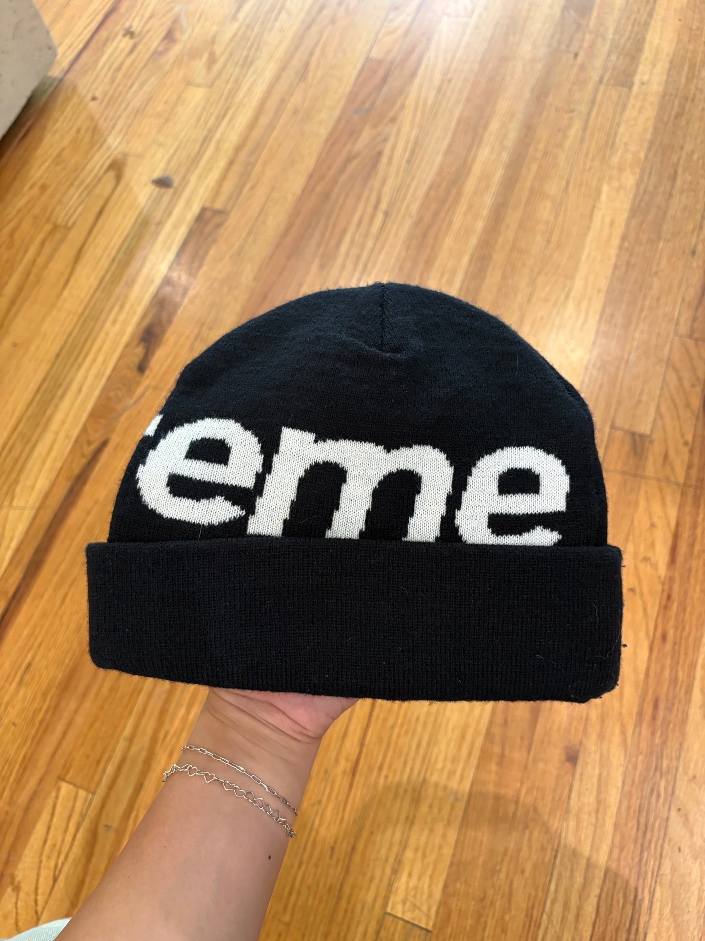 (OS) Supreme Beanie Script Logo Spell out