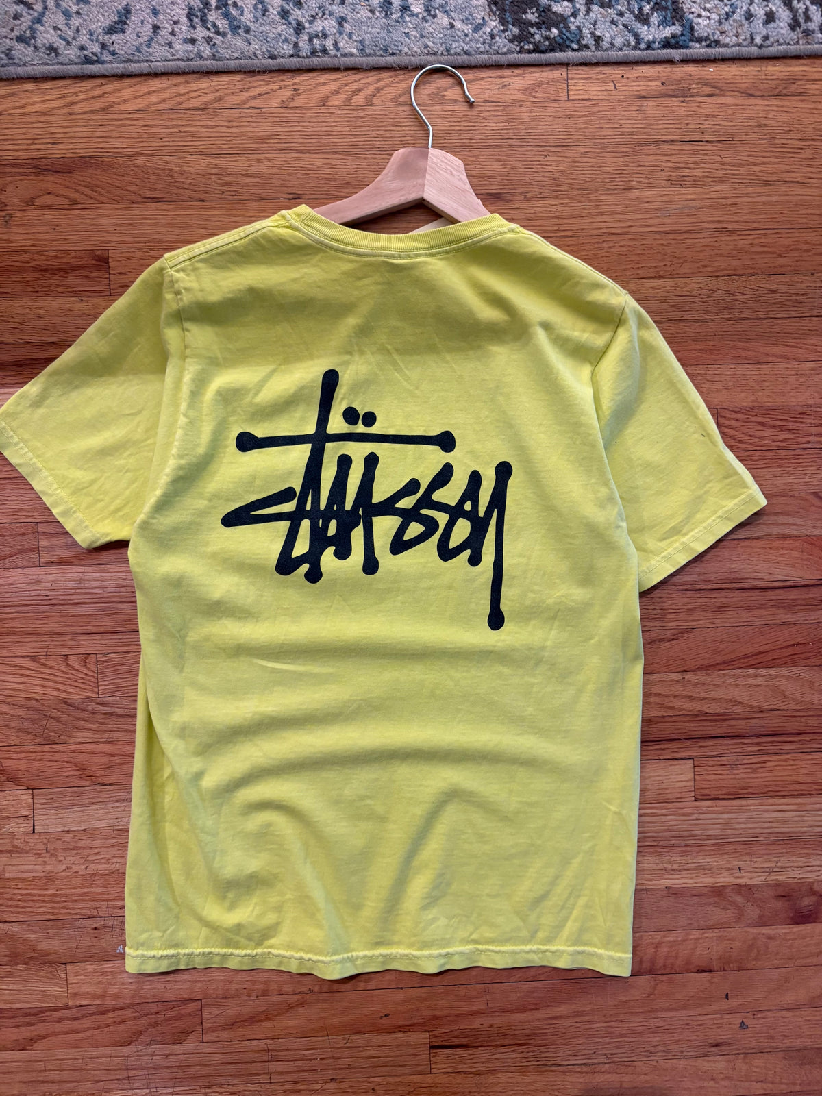(XS) Stussy yellow painter tee