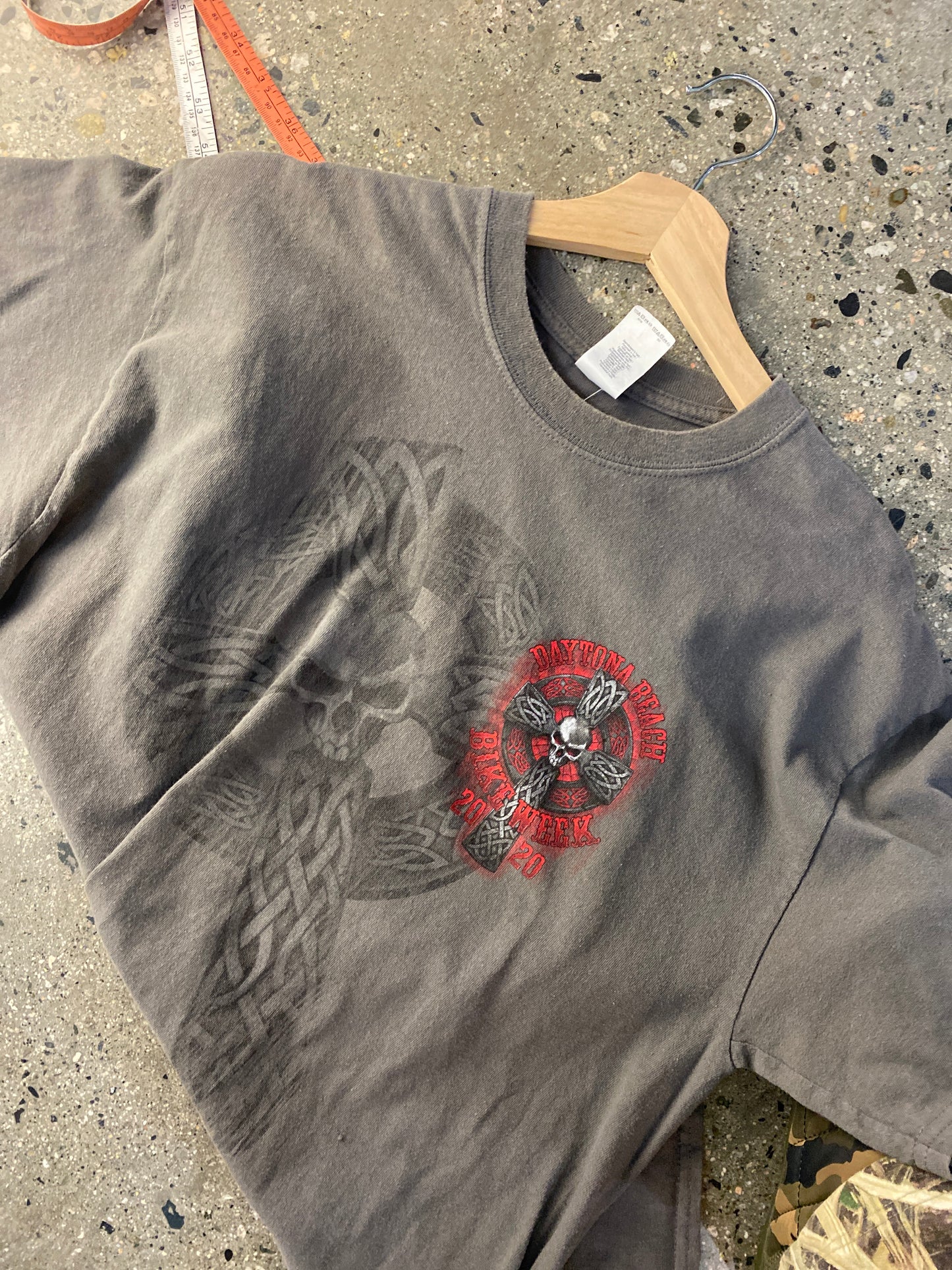 (M) Gray Daytona Tee
