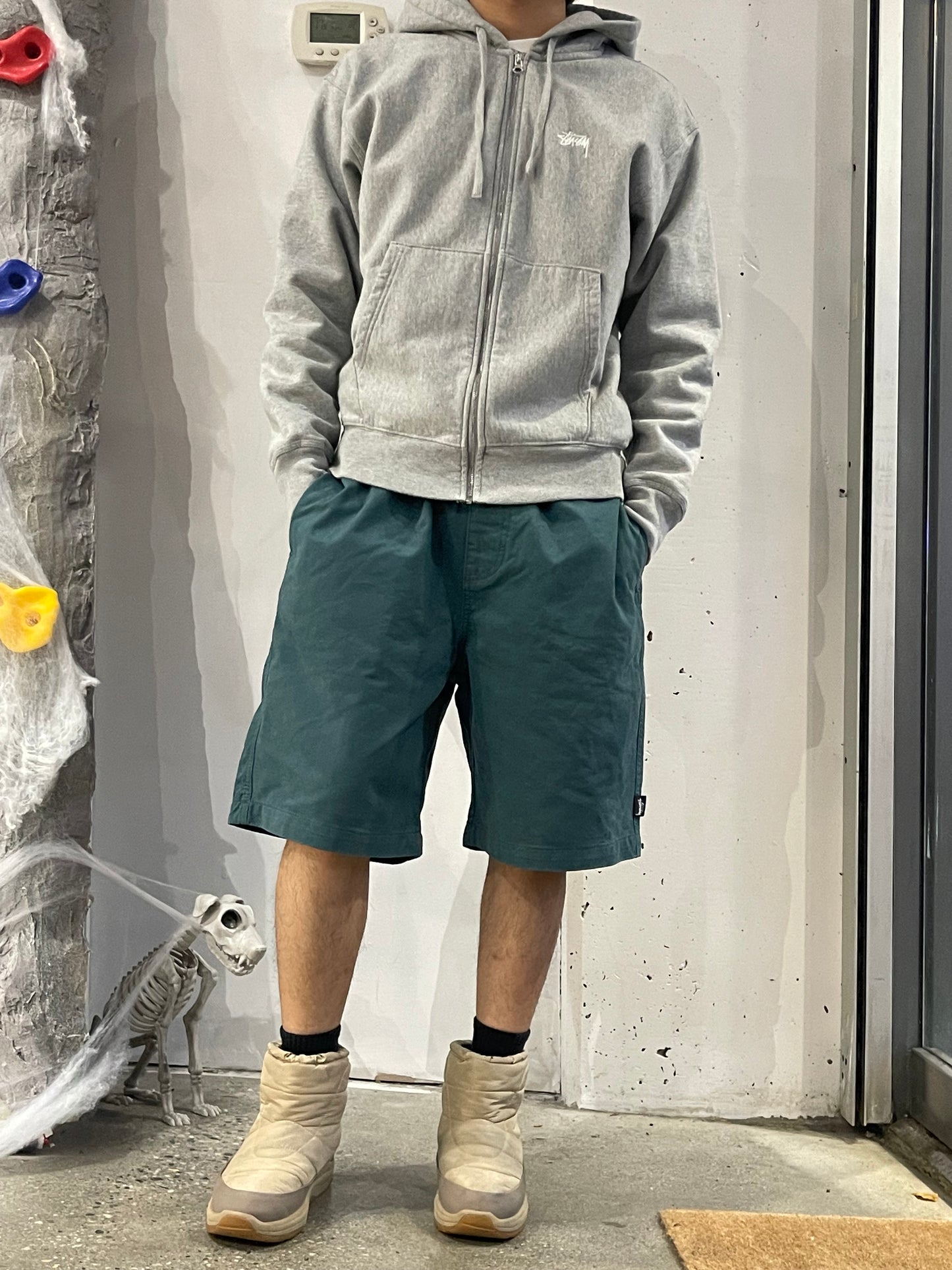 (L) Stussy Aqua Chino Short