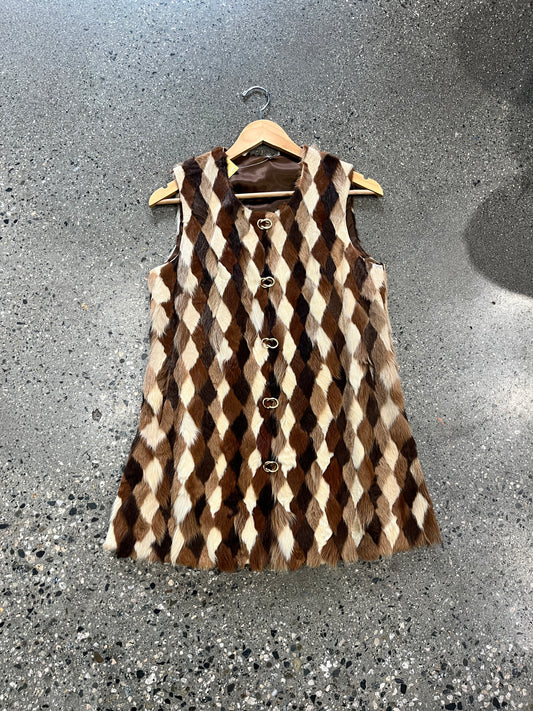 (L/XL) Vintage Fur Long Vest with Clasps