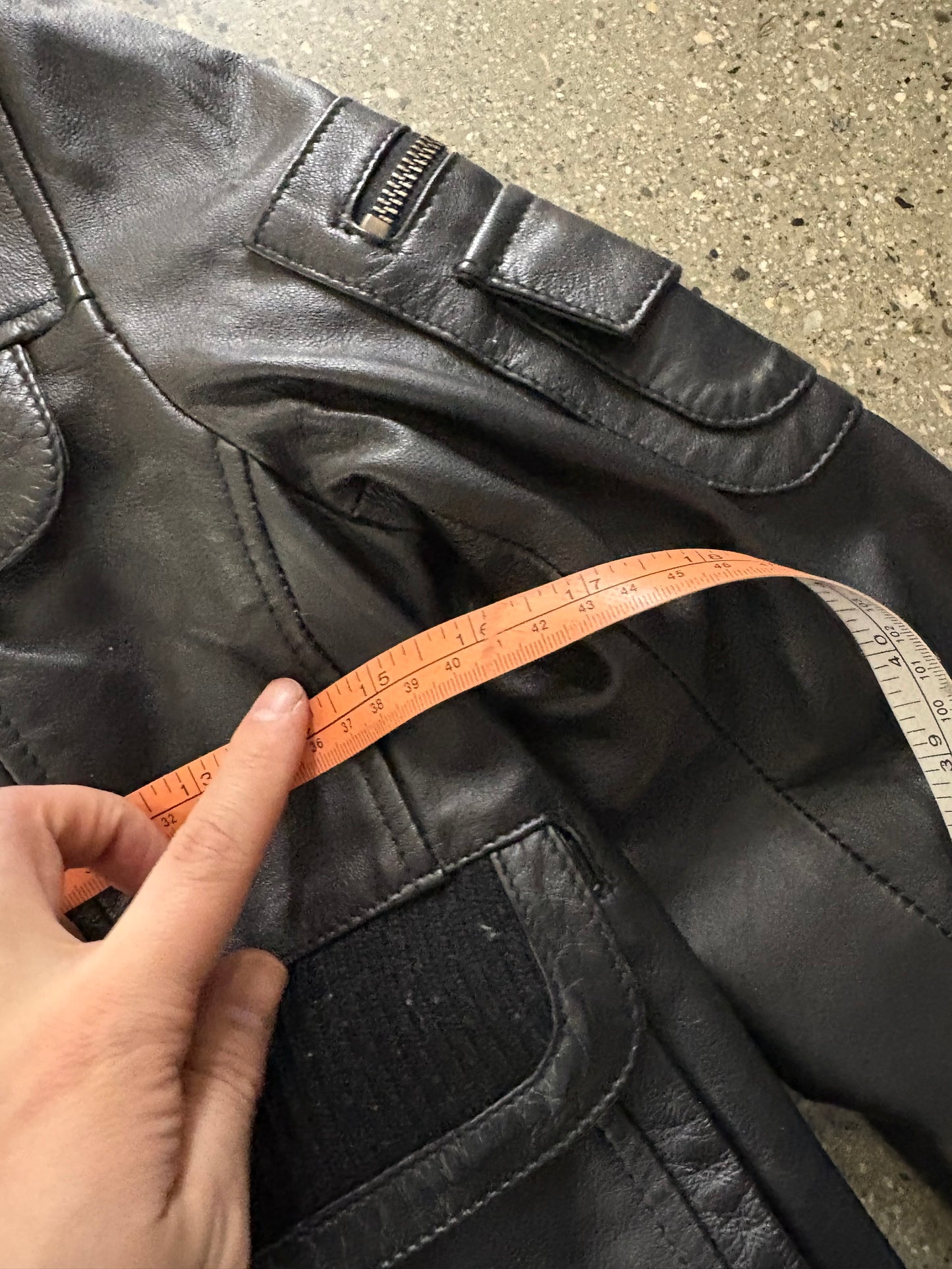 (XS) Multipocket Genuine Leather