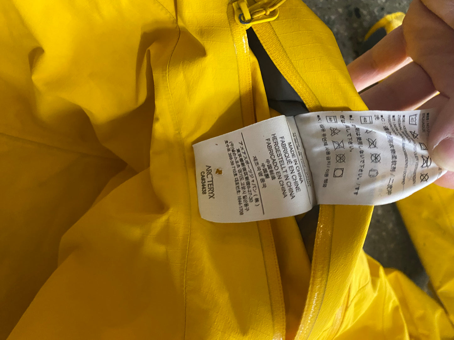 (Womens S) Arcteryx Beta SL yellow