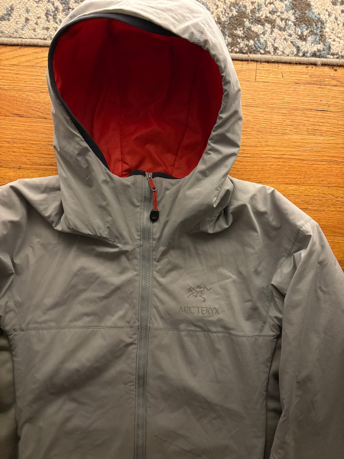 (L) Vintage 2000s Arc’teryx Atom LT Puffer