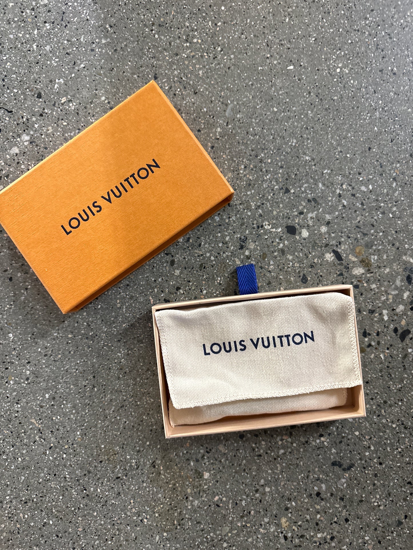 Louis Vuitton Band Damier Graphite Bracelet *RETAIL $465 with receipt