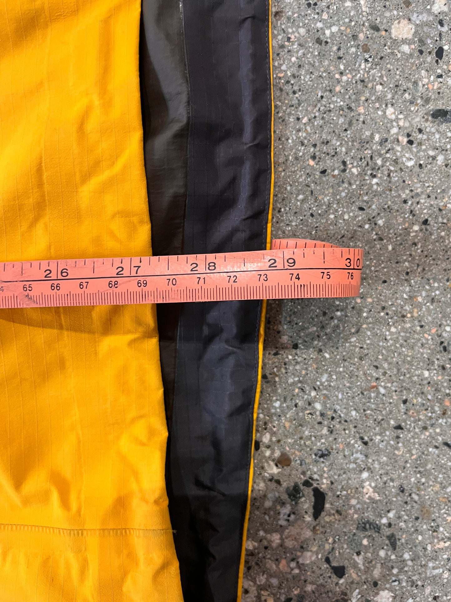 (Mens L) Yellow Arcteryx Beta SL ( AS IS CONDITION)