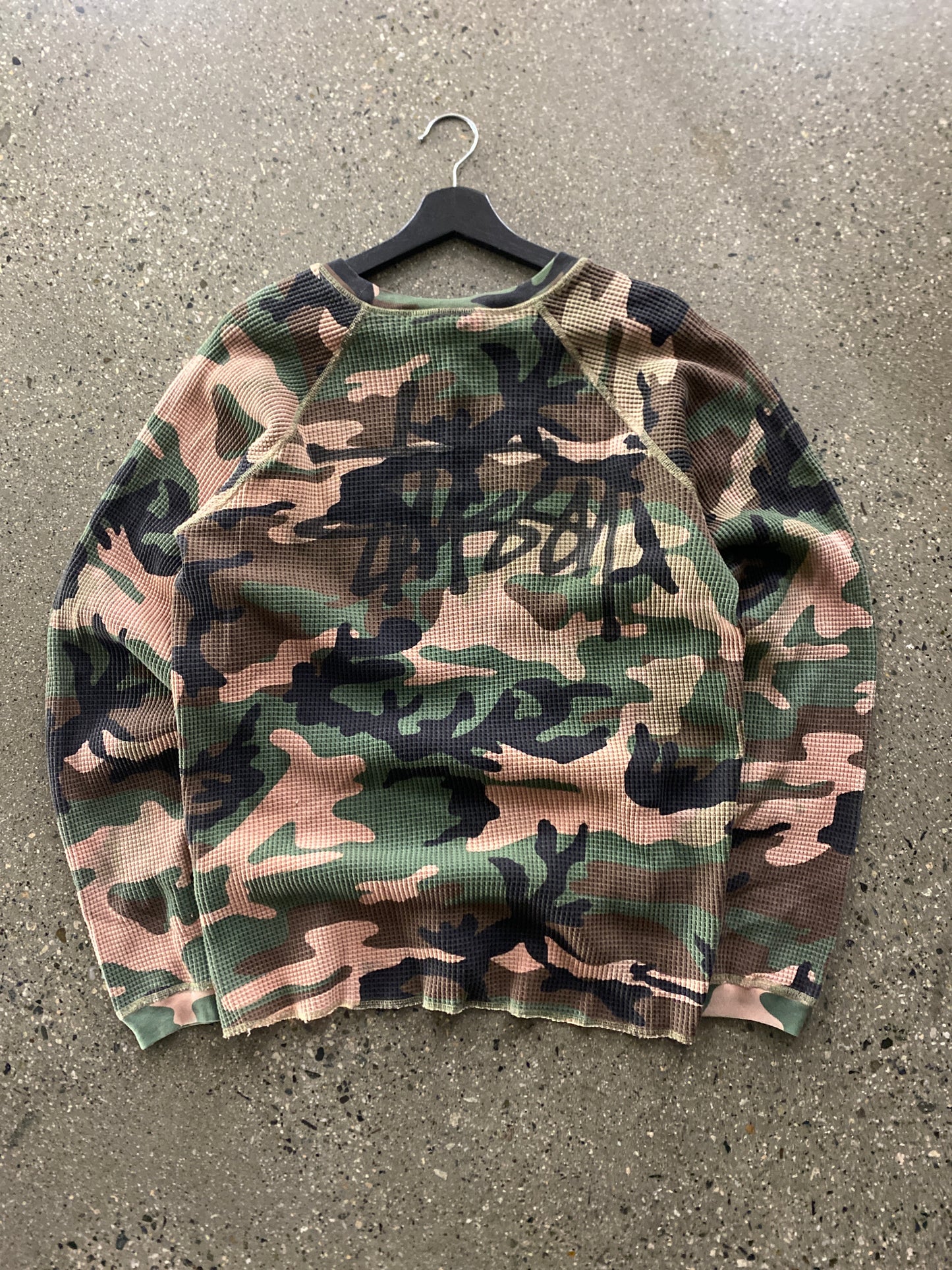 (L) Stussy Woodland Camo Thermal