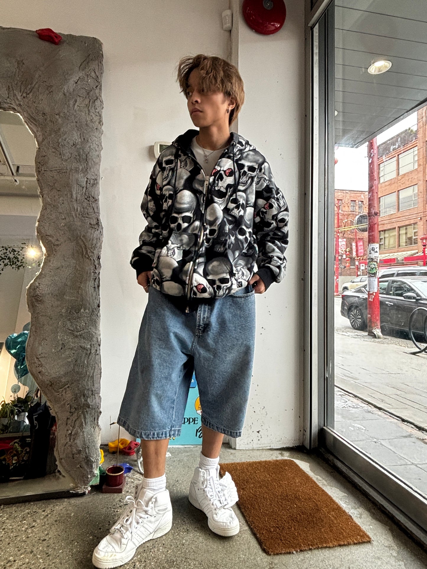 (36”) Phat Farm Baggy Carpenter Jorts