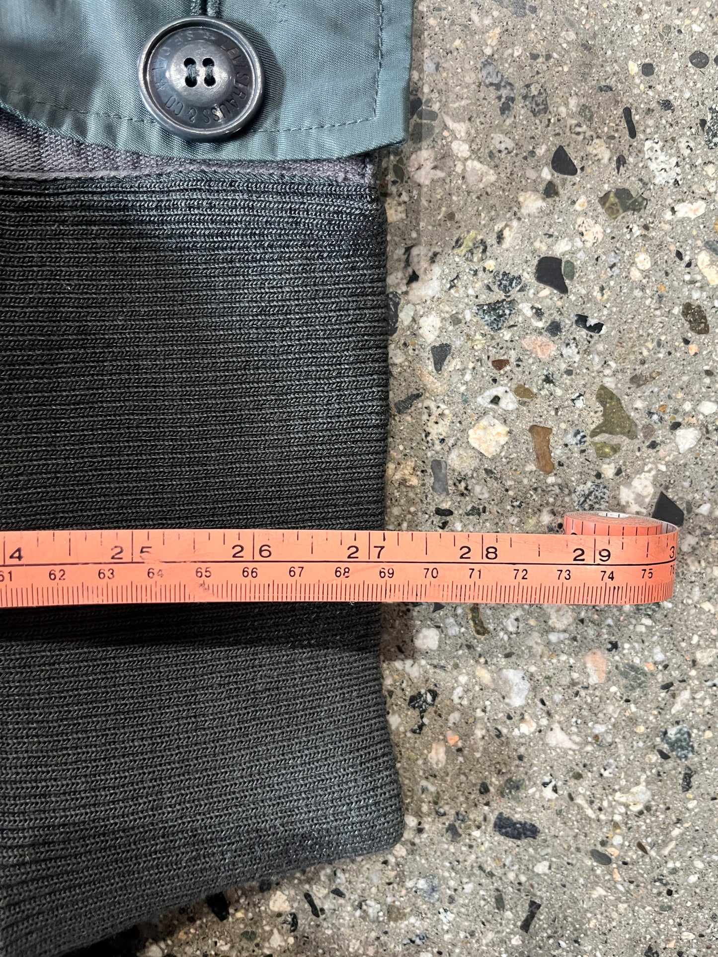 (M) Vintage Levi Military Bomber *zipper issue button works