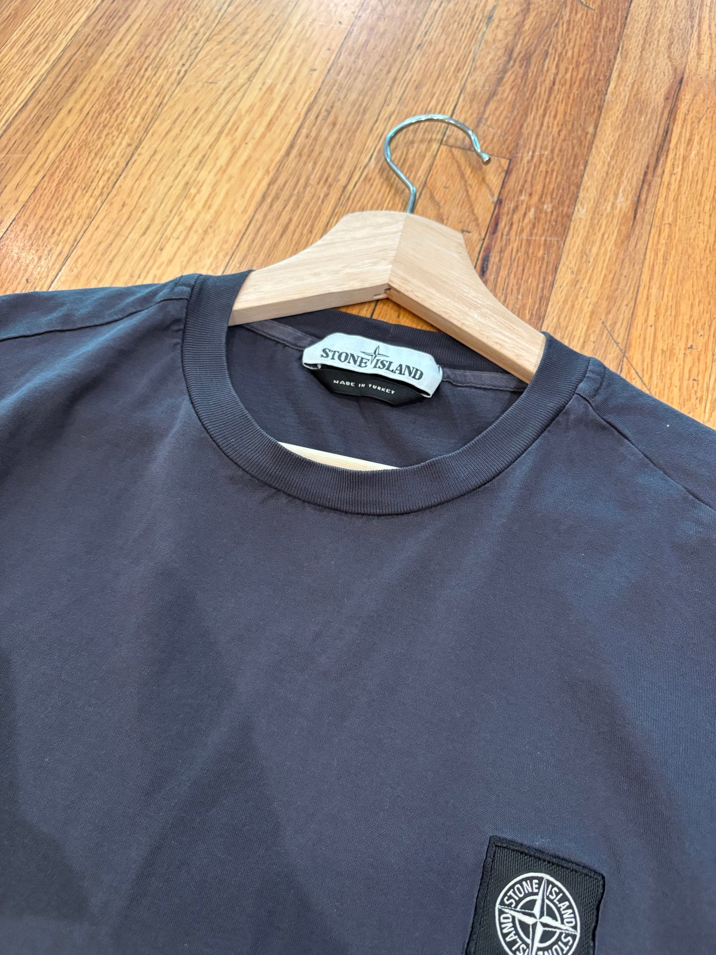 (L/XL) Stone Island Appliqué Logo Longsleeve