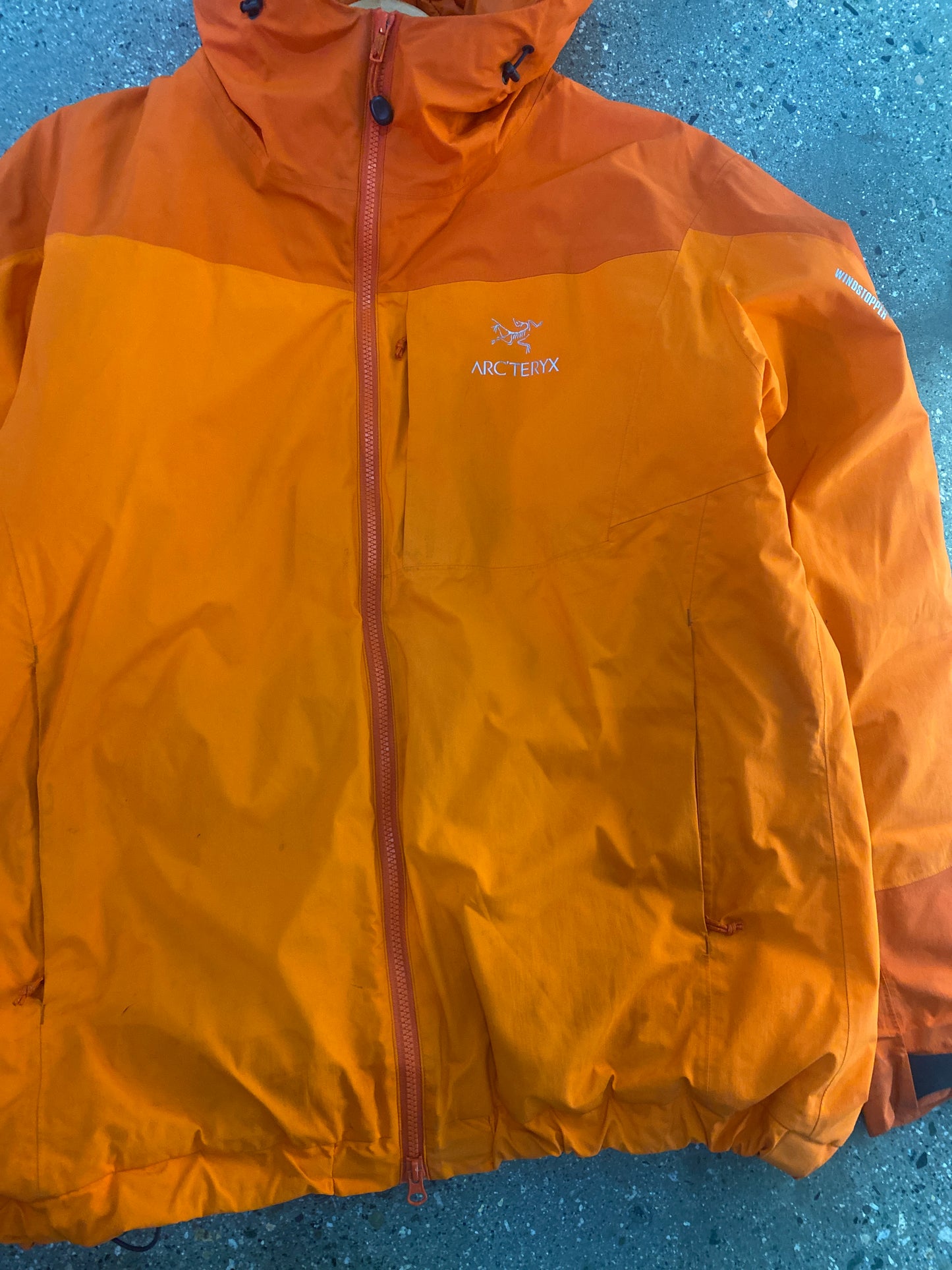 (XL) Vintage Arc’teryx Kappa Hoody Jacket