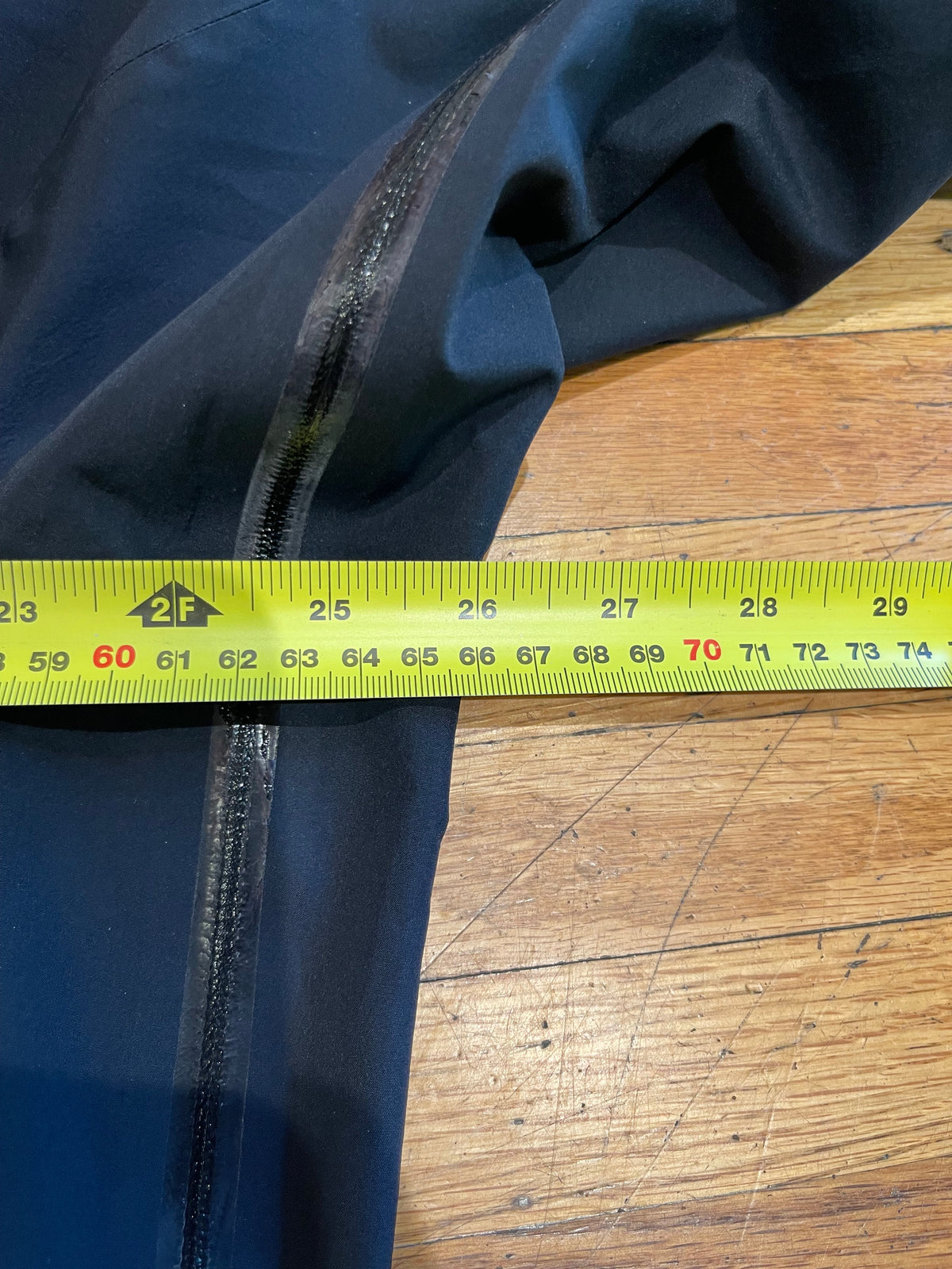 (Mens L) 2004 Arcteryx Alpha SV