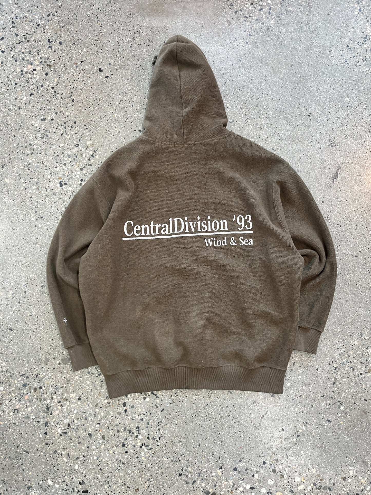 (XL/2X) Wind & Sea x John's Surf Hoodie Zip Up