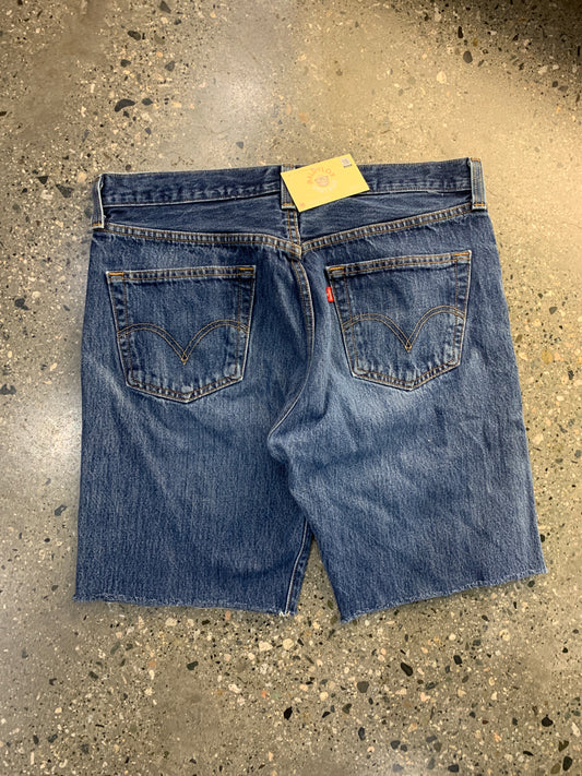 s85 - 32w Levi Cutoff