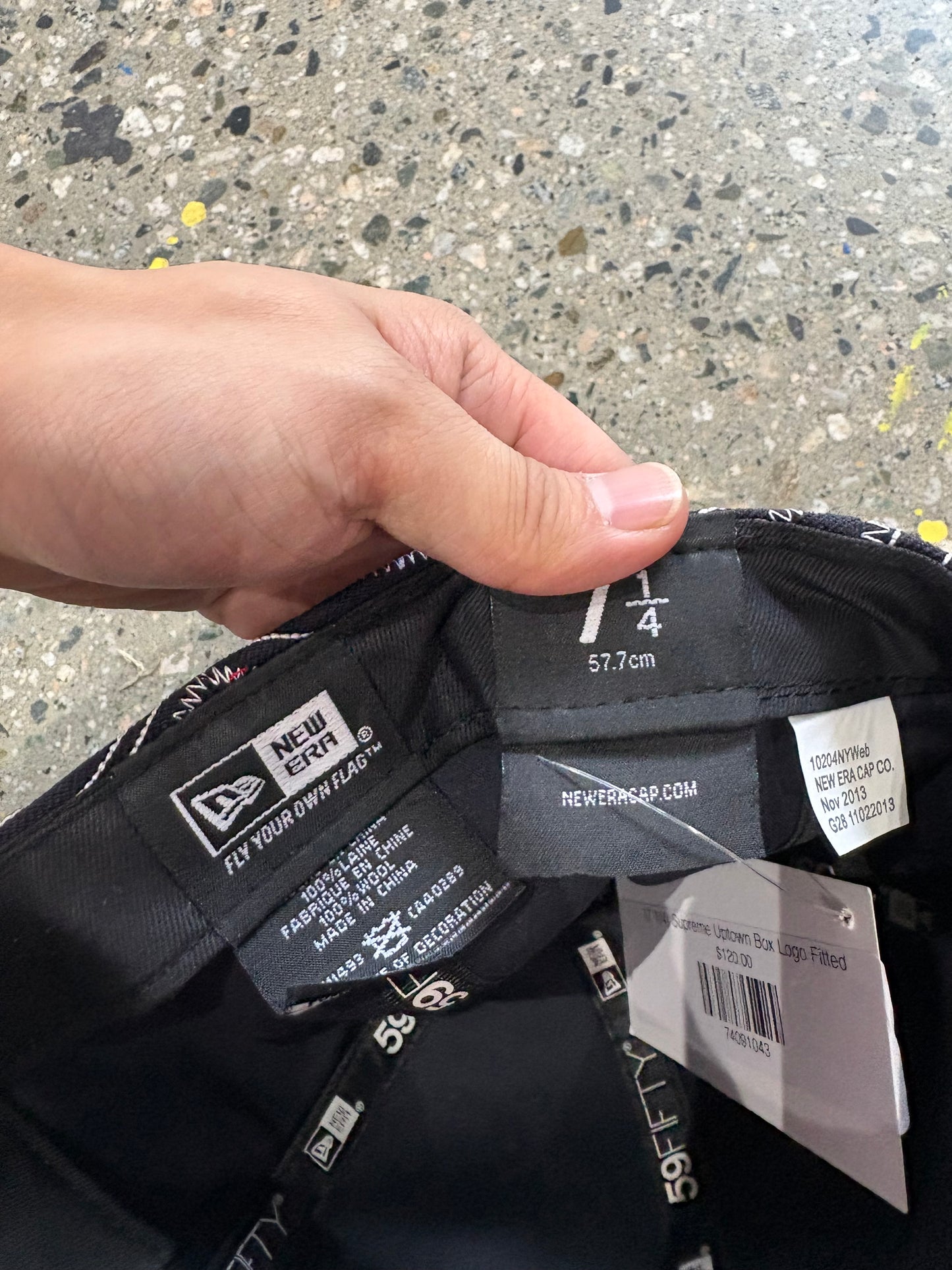 (7 1/4) Supreme Uptown Box Logo World Famous Fitted