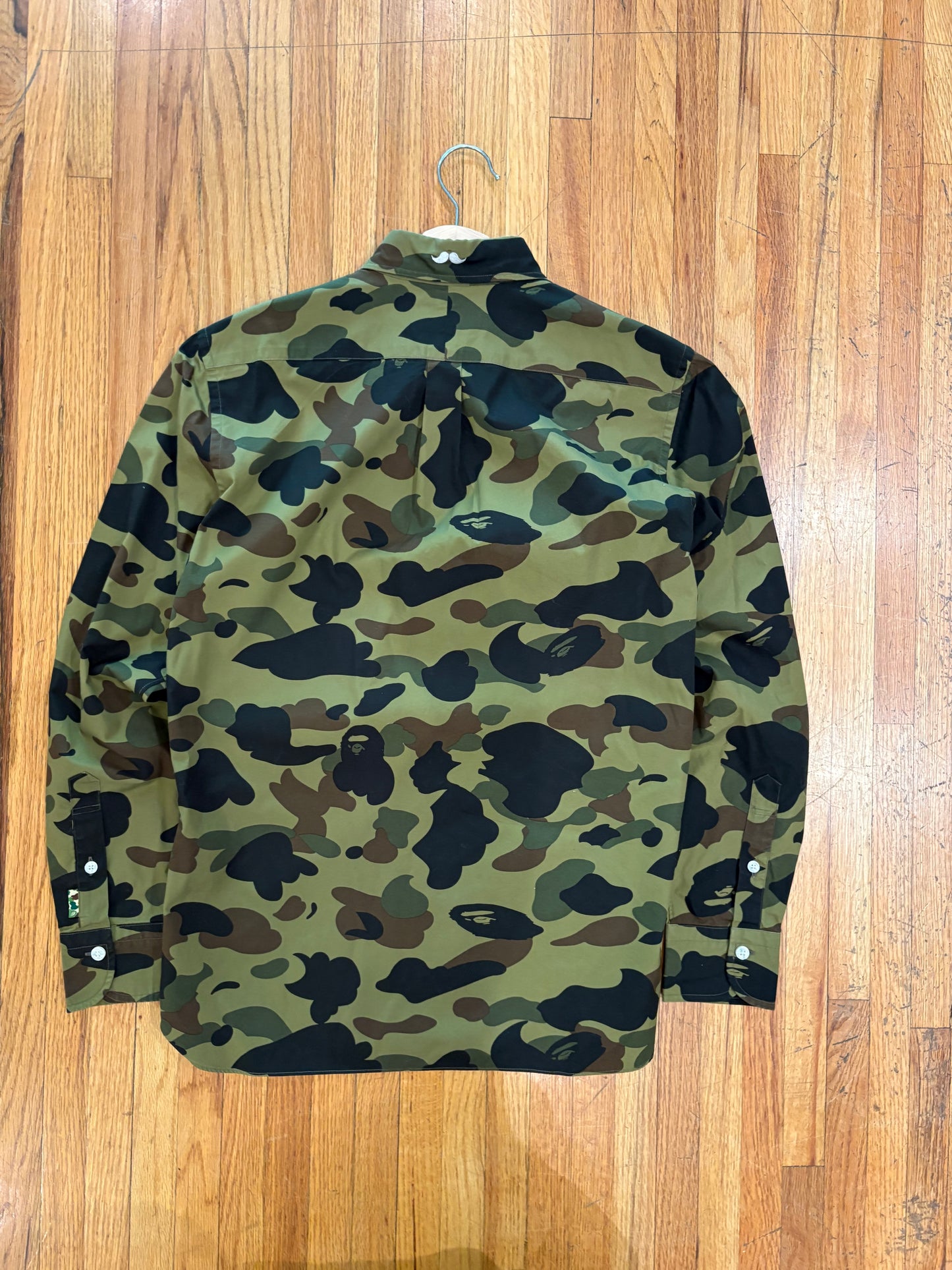 (S/M) Older 2000s Bape Camo Button Up