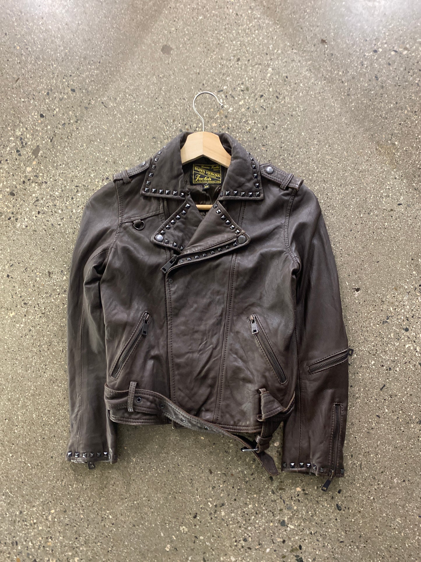 (XS) Womens Brown Buckle Leather Cropped Jacket